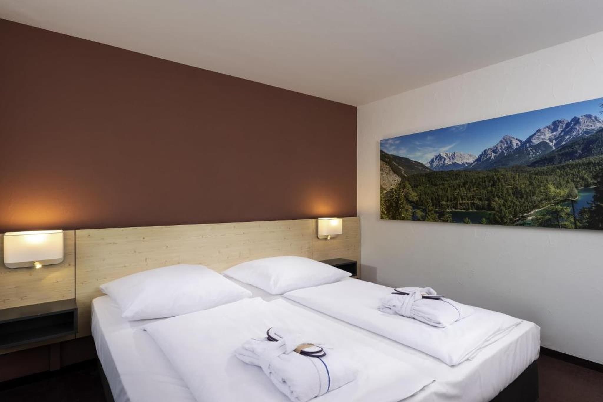 Mercure Hotel Garmisch Partenkirchen-Juinor Suite with One Double Bed
