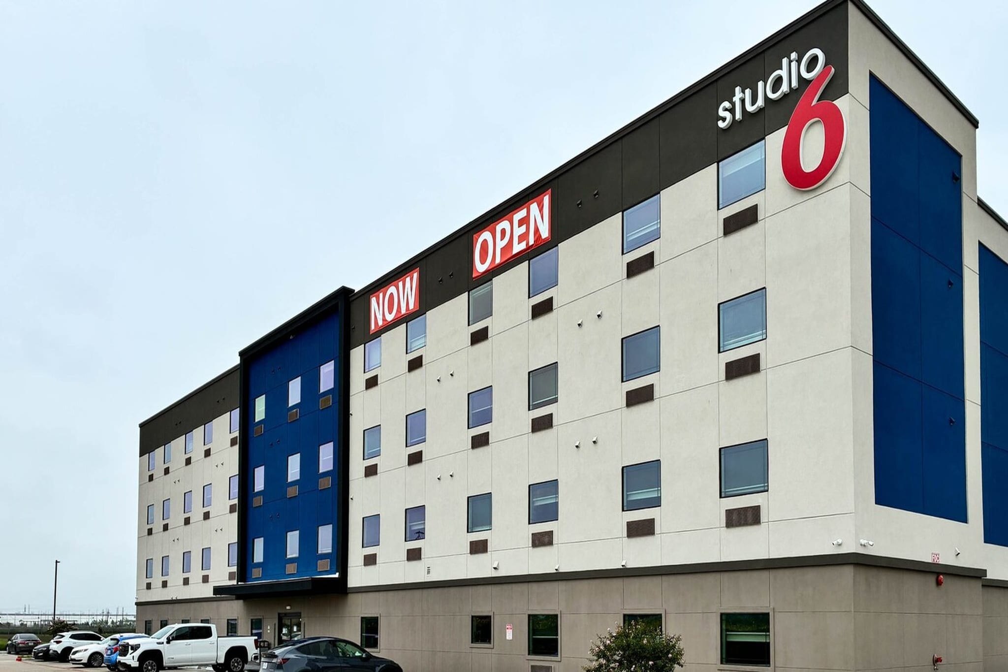 Exterior Summer