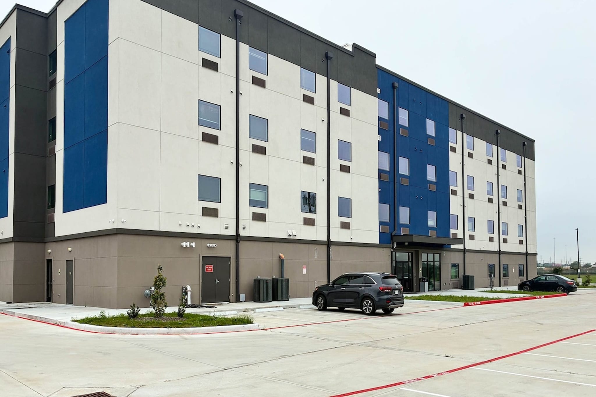 Exterior Summer