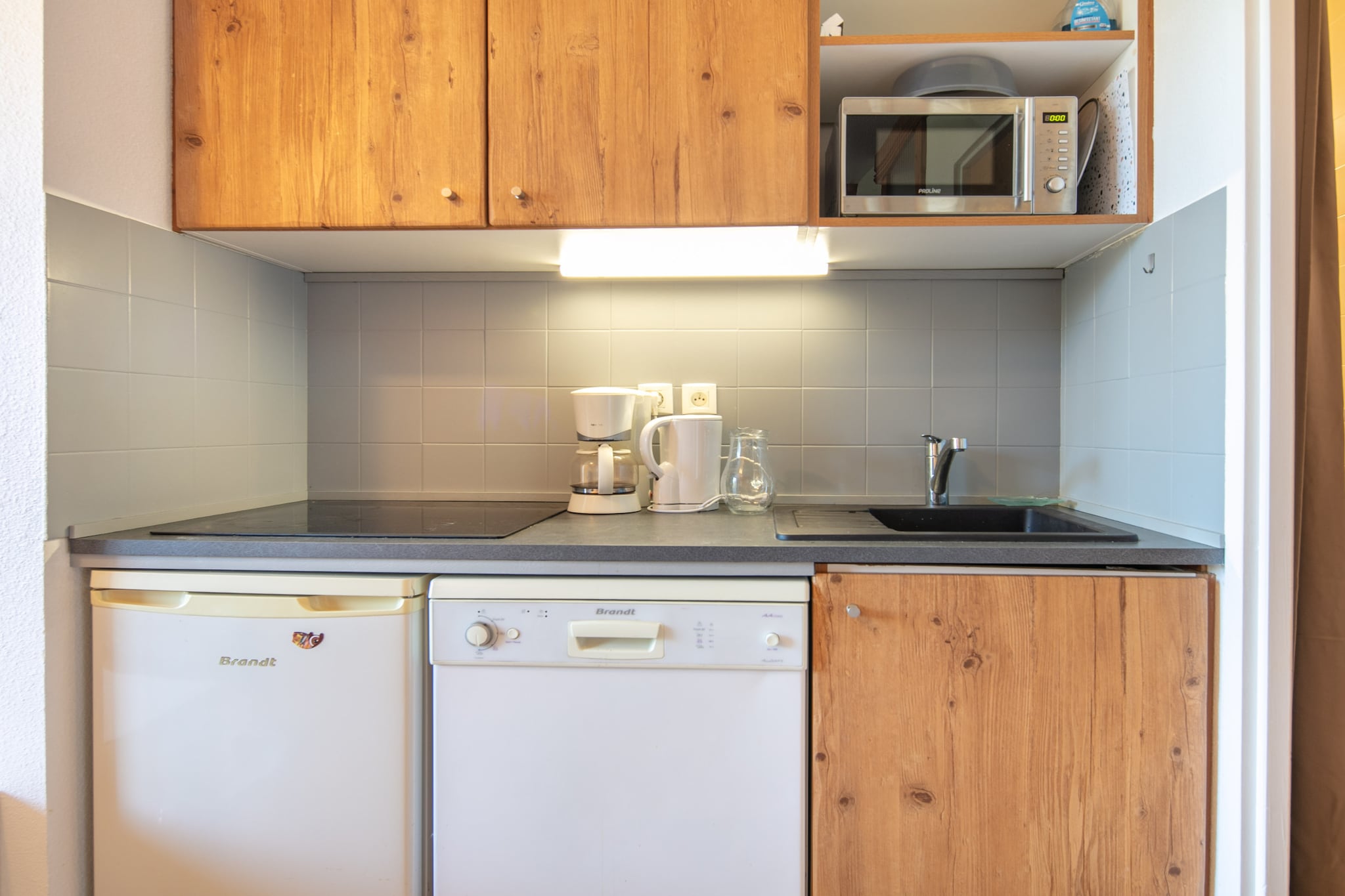 V du Bachat Joubarbes A N°12 - 2P6 - Keuken