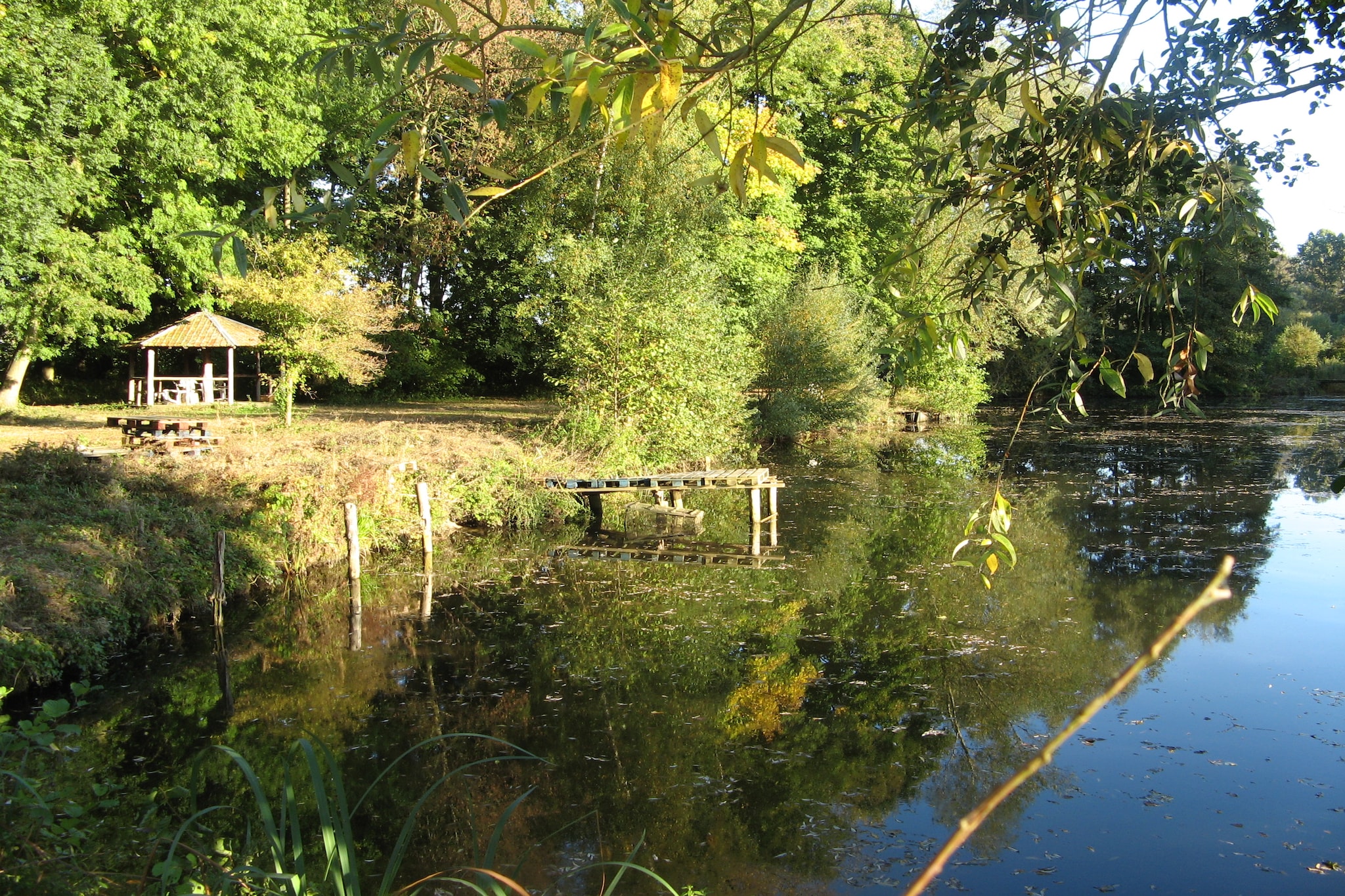 Jolie petite maison Picarde au bord de l'eau - Garten Sommer