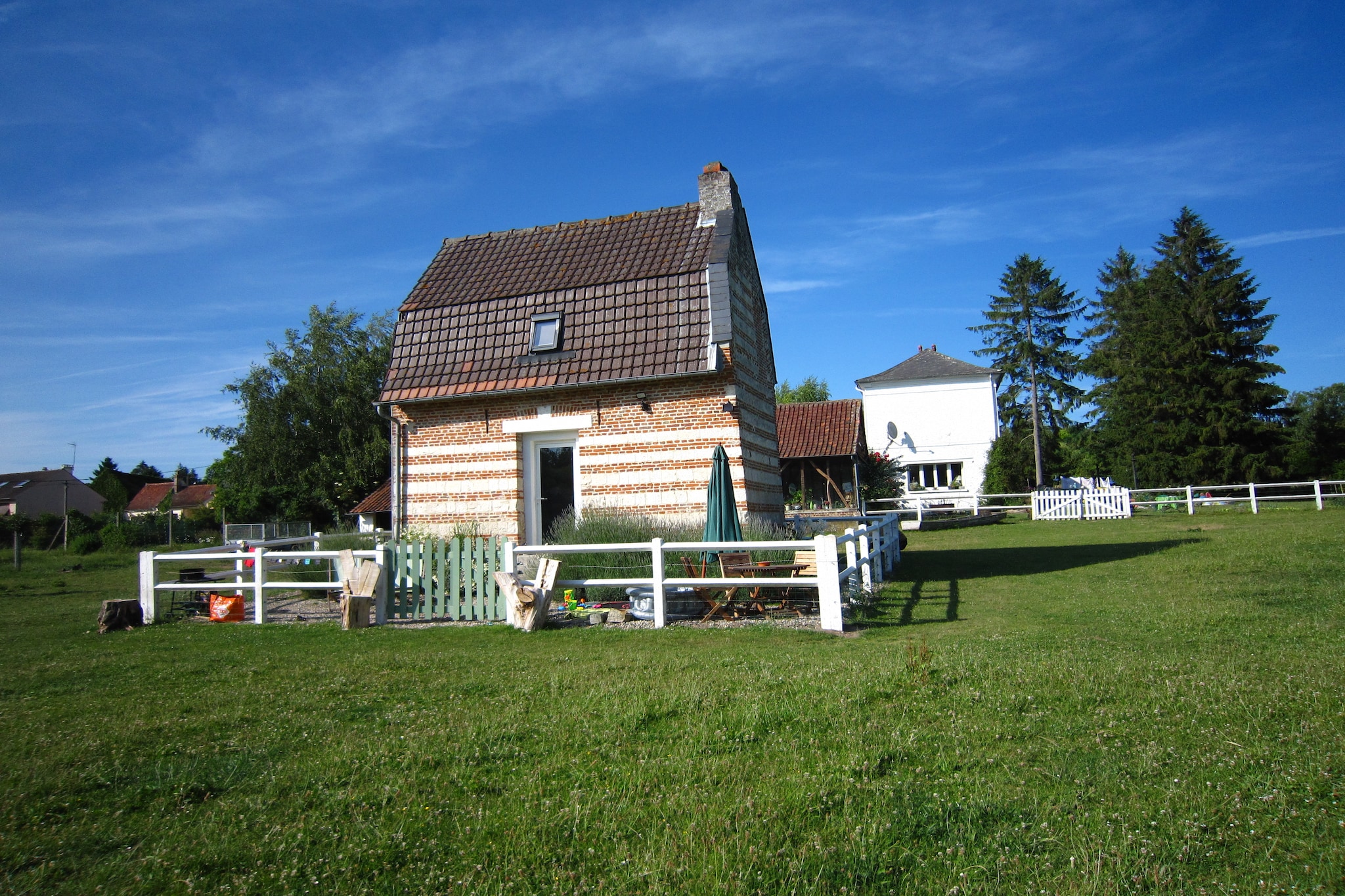 Jolie petite maison Picarde au bord de l'eau