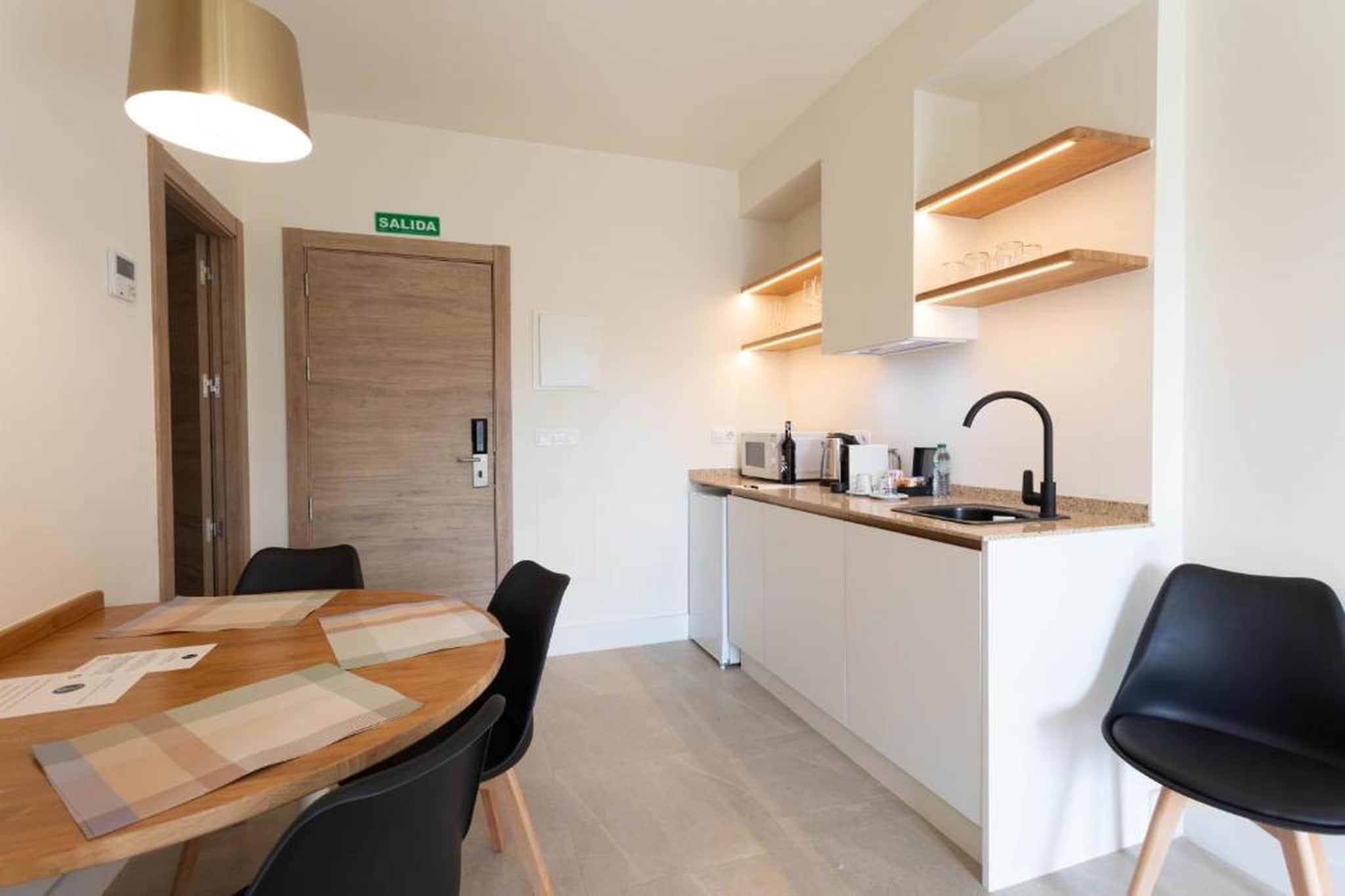 Apartamentdo doble premium - Eetkamer