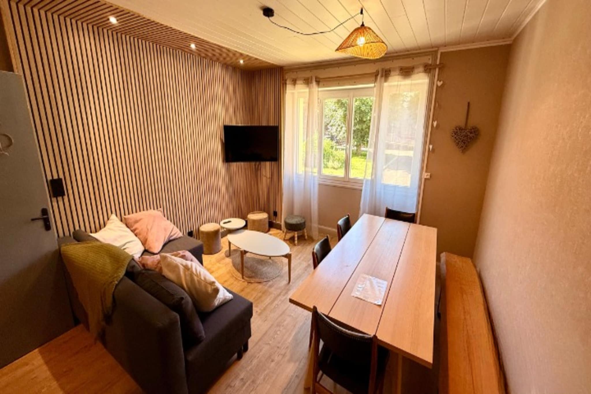 Le goupil Le Mont Dore 8pers - Woonkamer