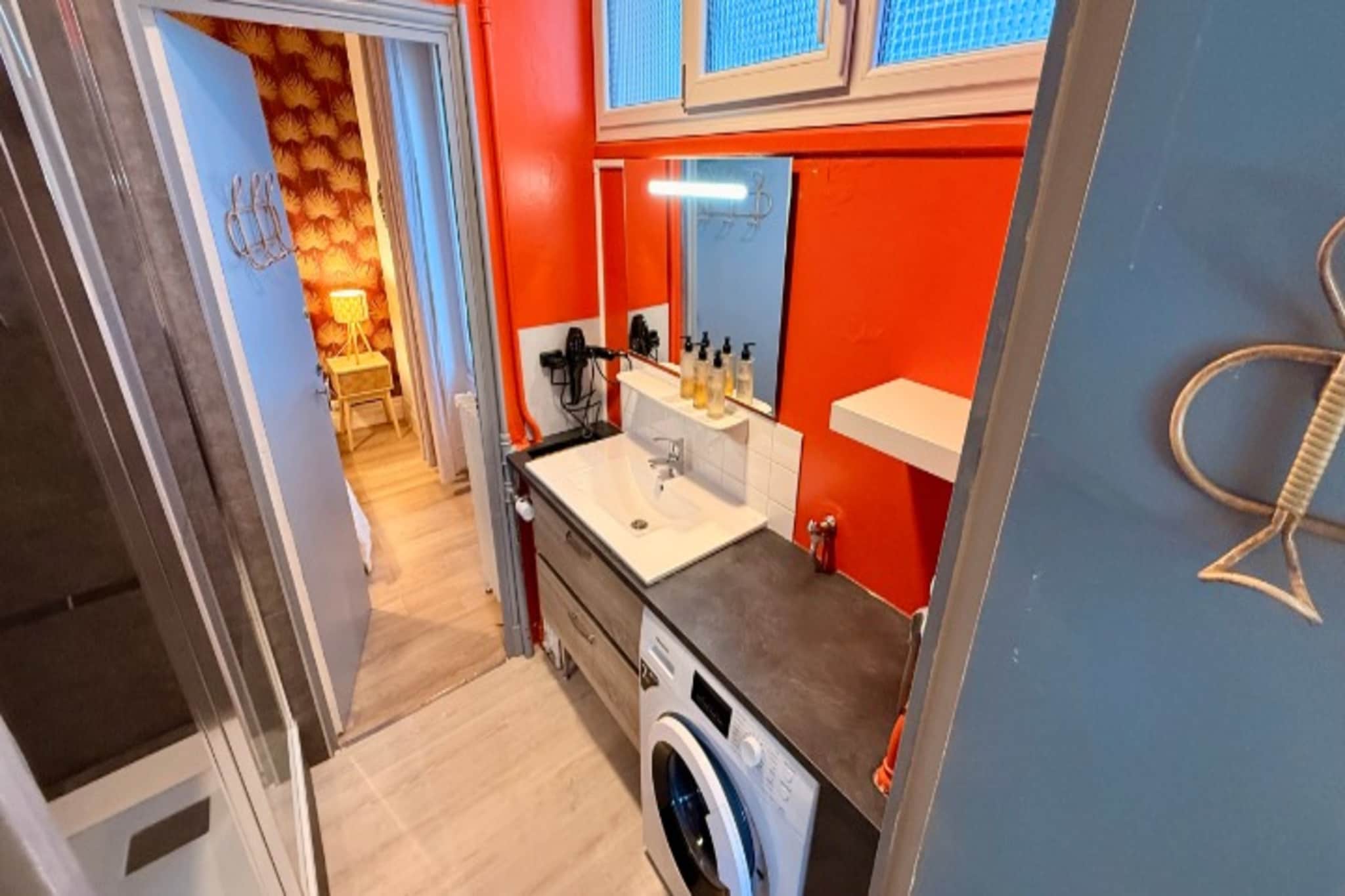 Le goupil Le Mont Dore 8pers - Badkamer