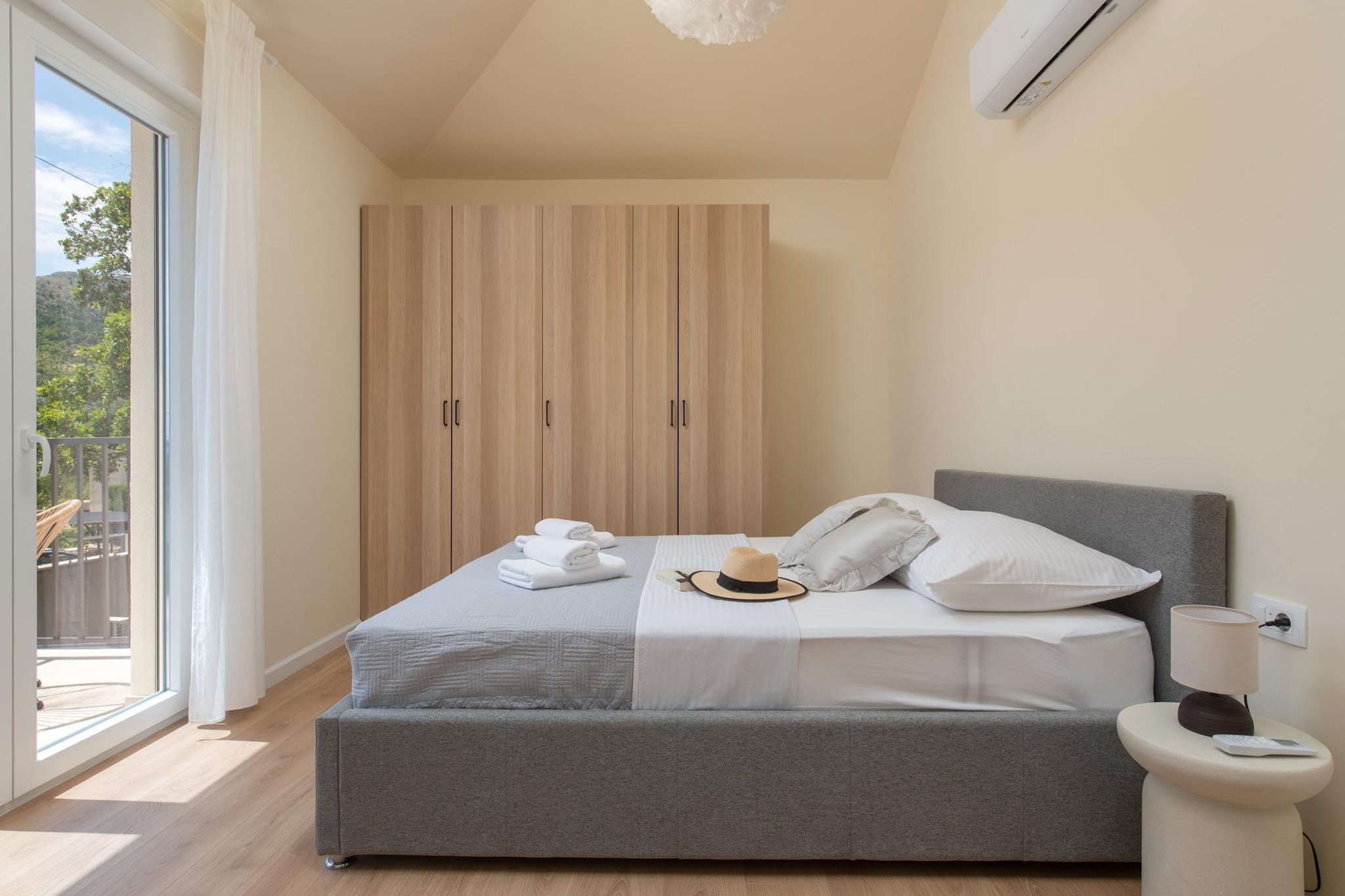 Villa Ginger – Your Peaceful Family Escape Near Omiš - Schlafzimmer