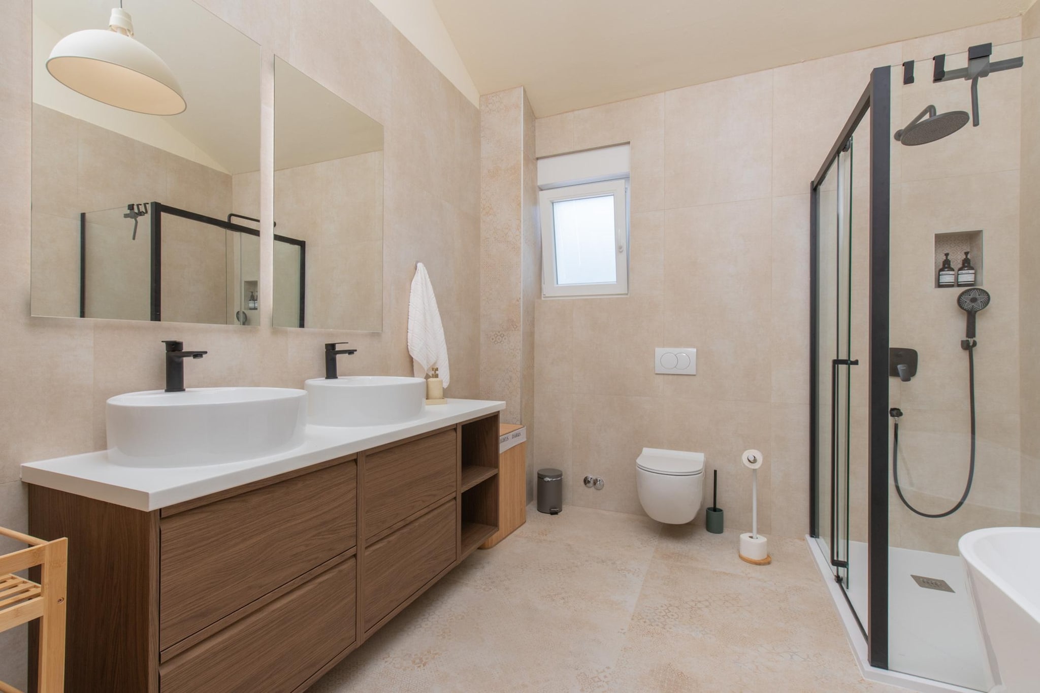 Villa Ginger – Your Peaceful Family Escape Near Omiš - Badezimmer