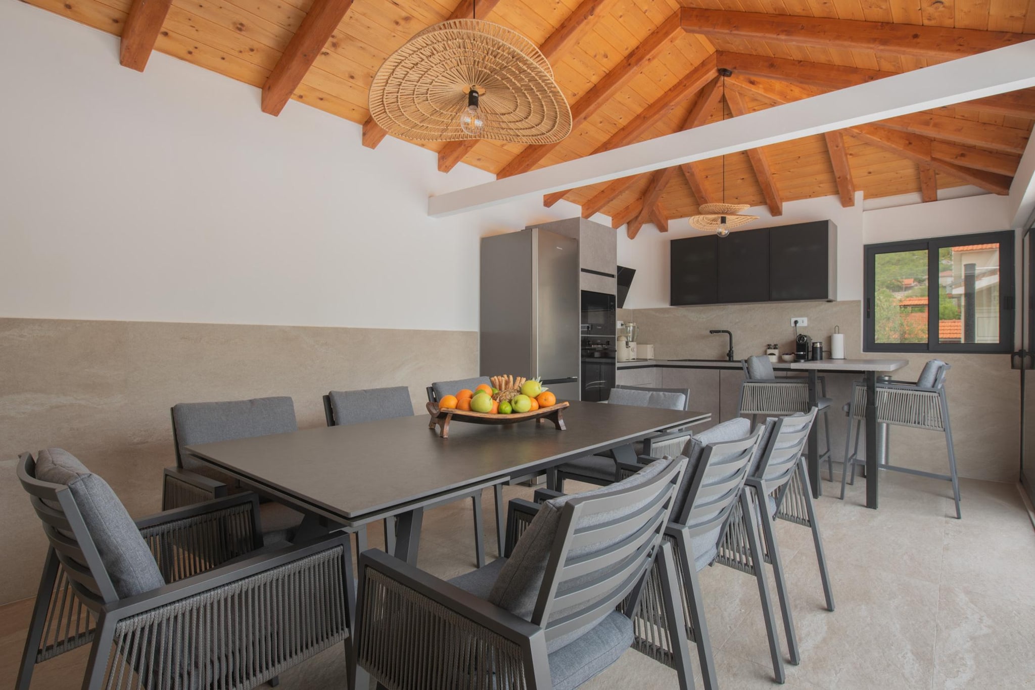 Villa Sky Stone - Esszimmer