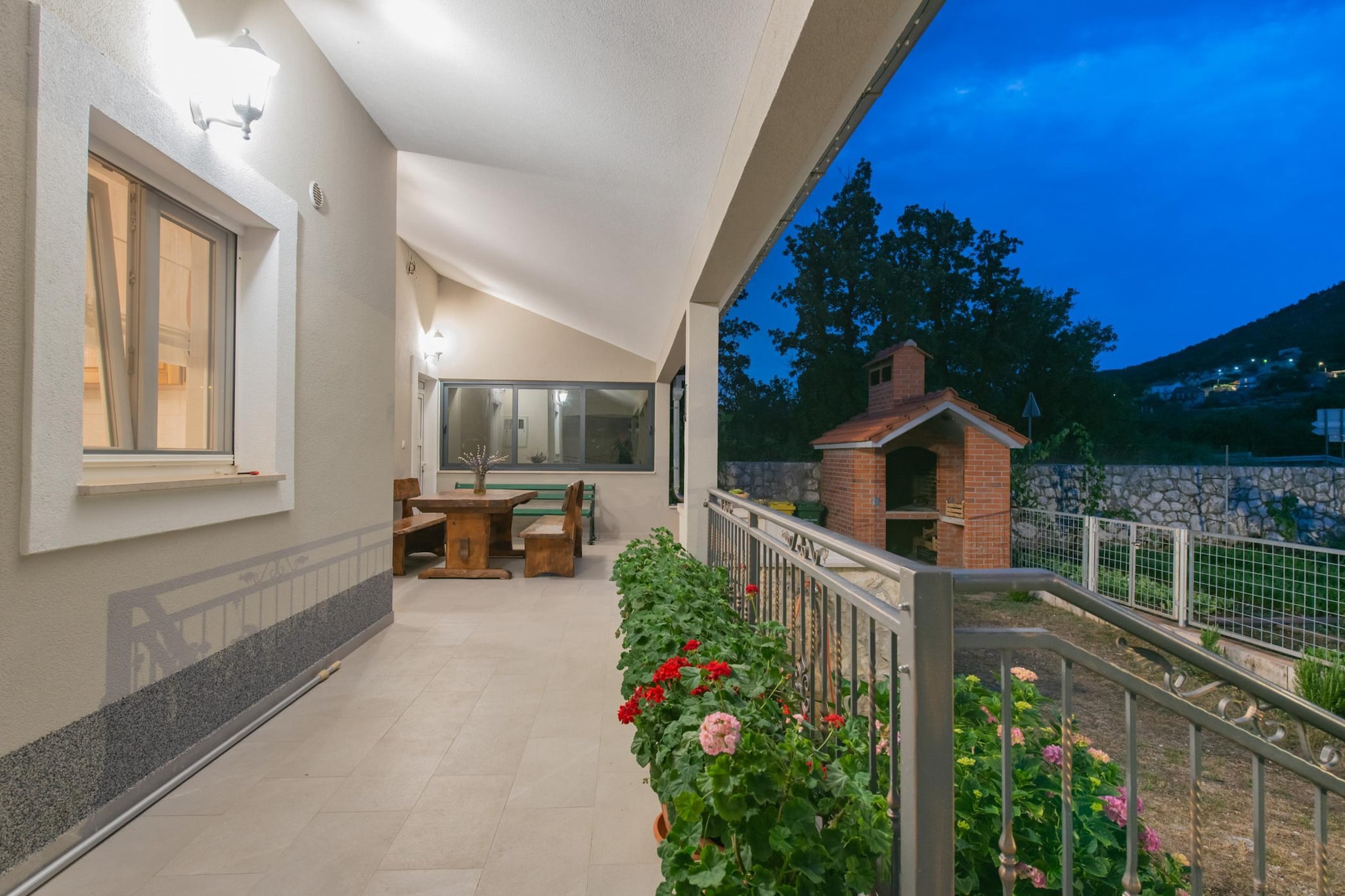 Villa Sky Stone - Terrasse/Balkon