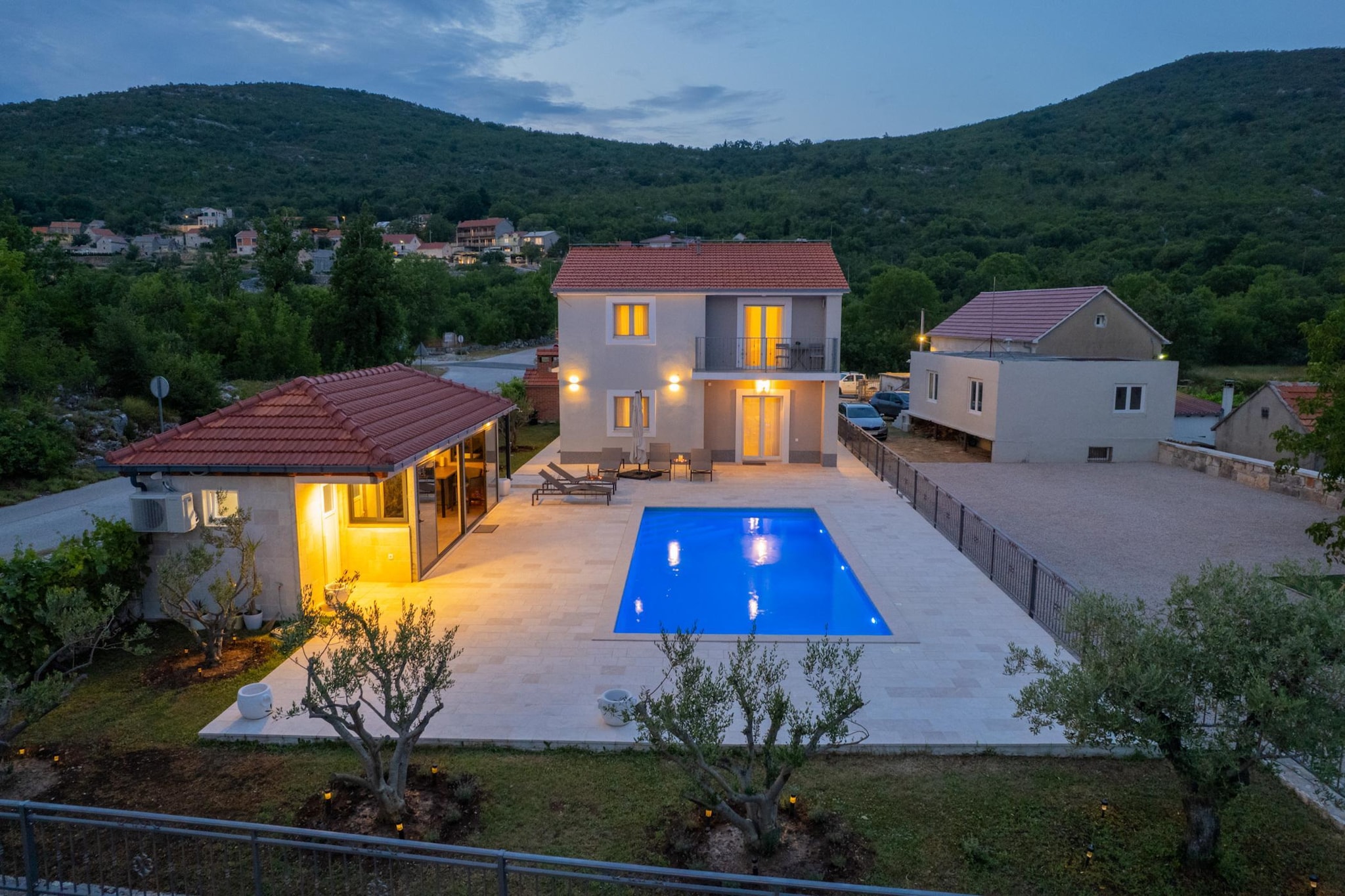Villa Sky Stone - Außenbereich Sommer