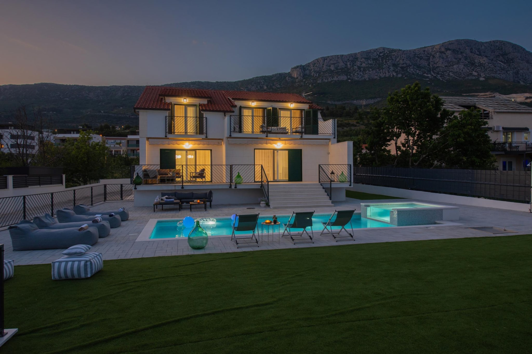 Villa Perla M - Außenbereich Sommer