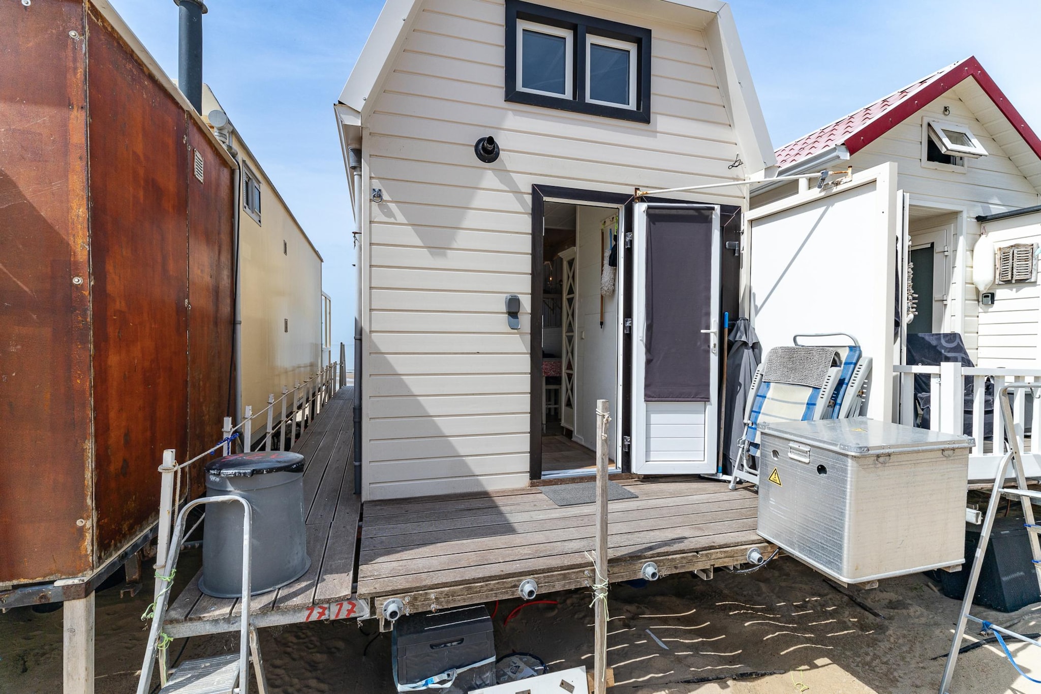 Beach cottage with sea views in Dishoek I 126 - Buitenkant zomer
