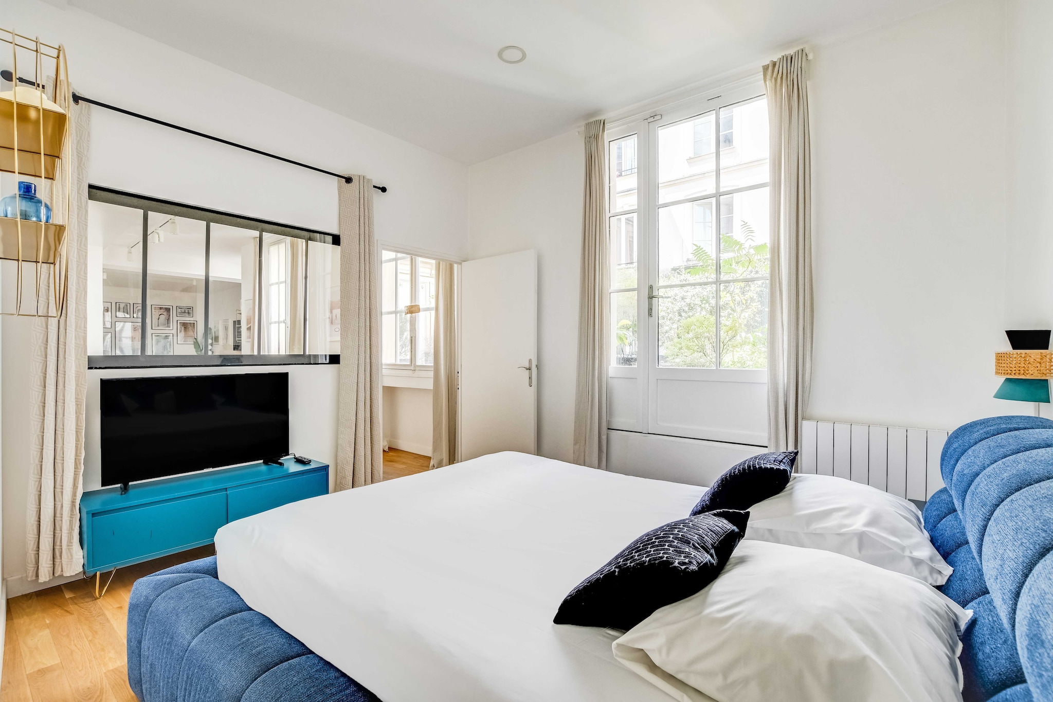 BG-22-CHARONNE - Untagged