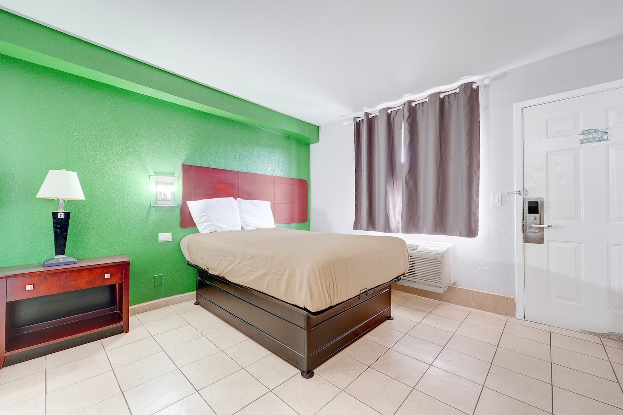 Bed Room