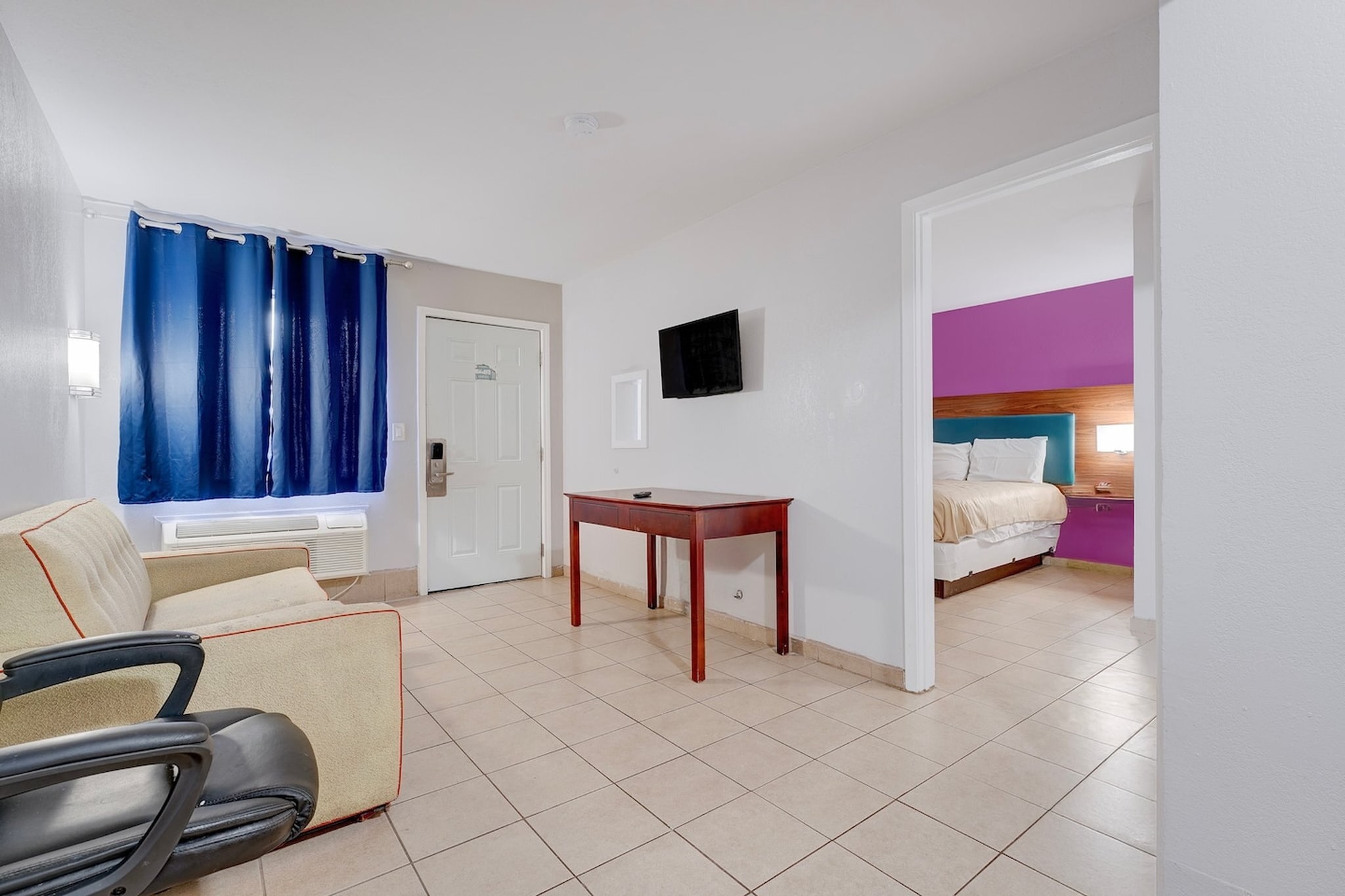 Bed Room