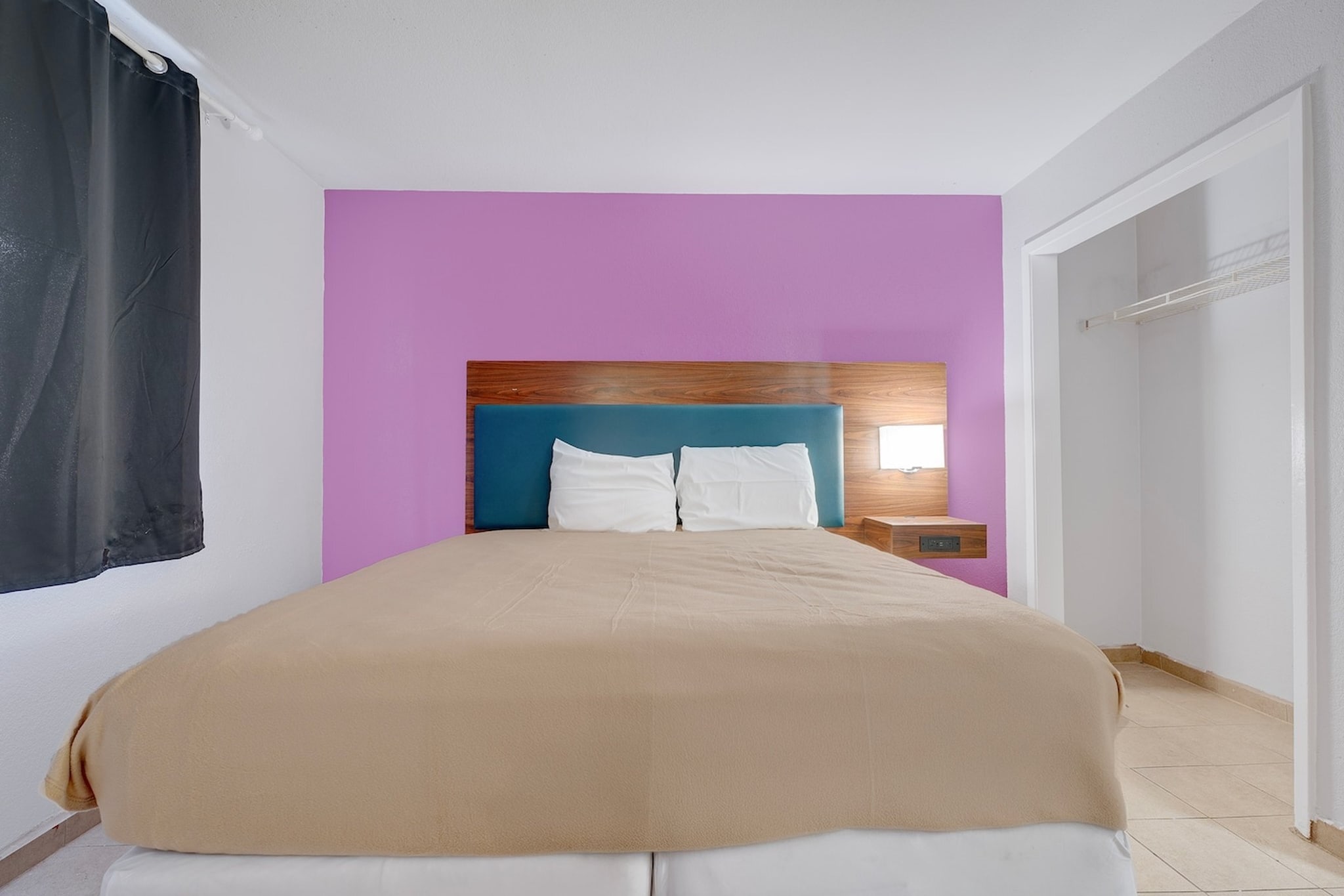 Bed Room