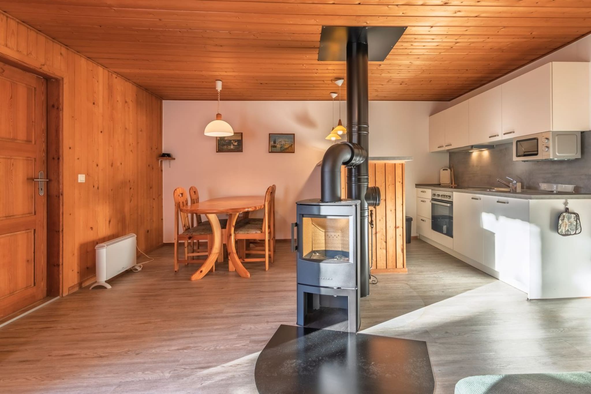 FH Möwe 105 - Salon