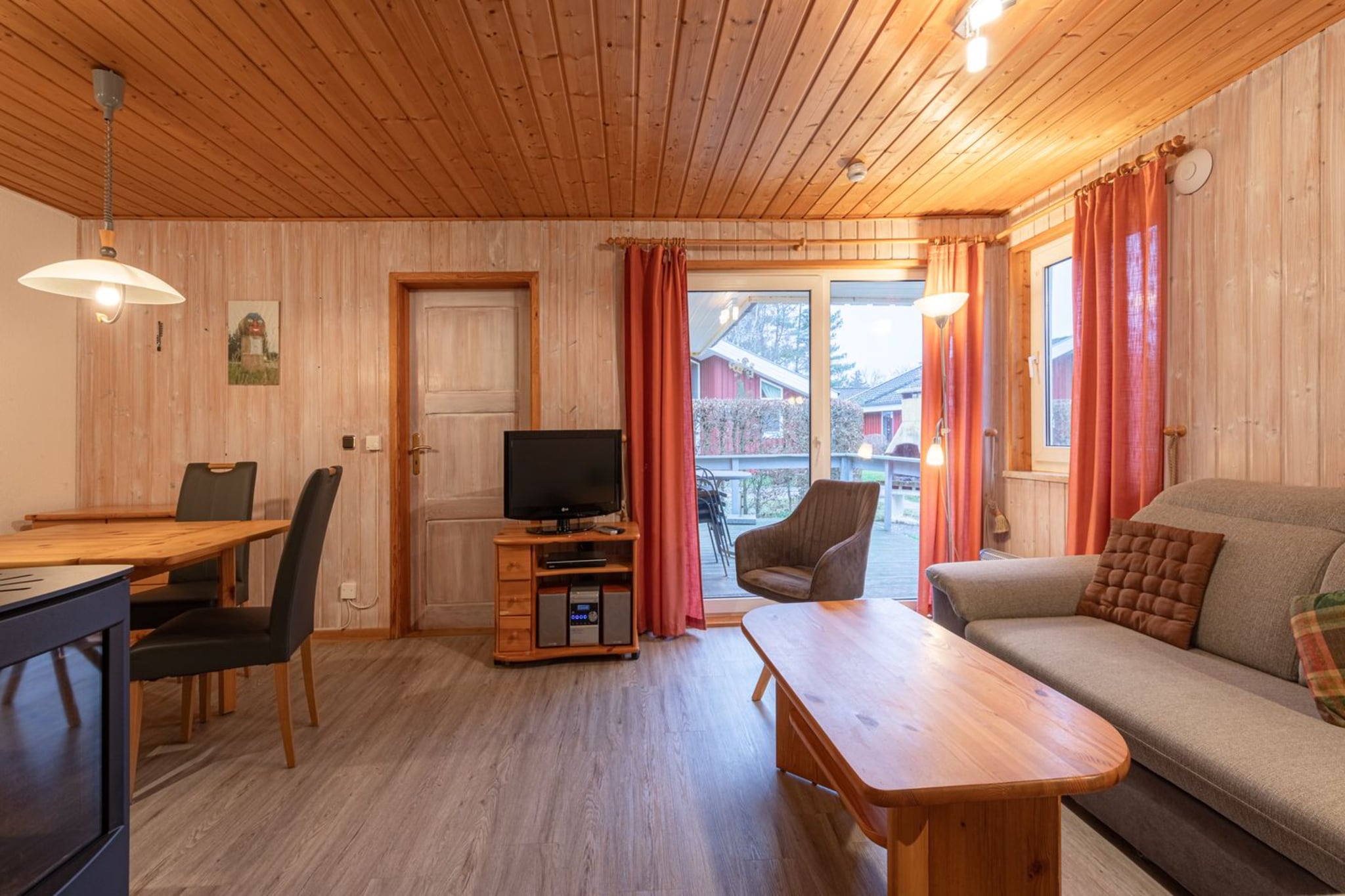 FH Möwe 152 - Salon