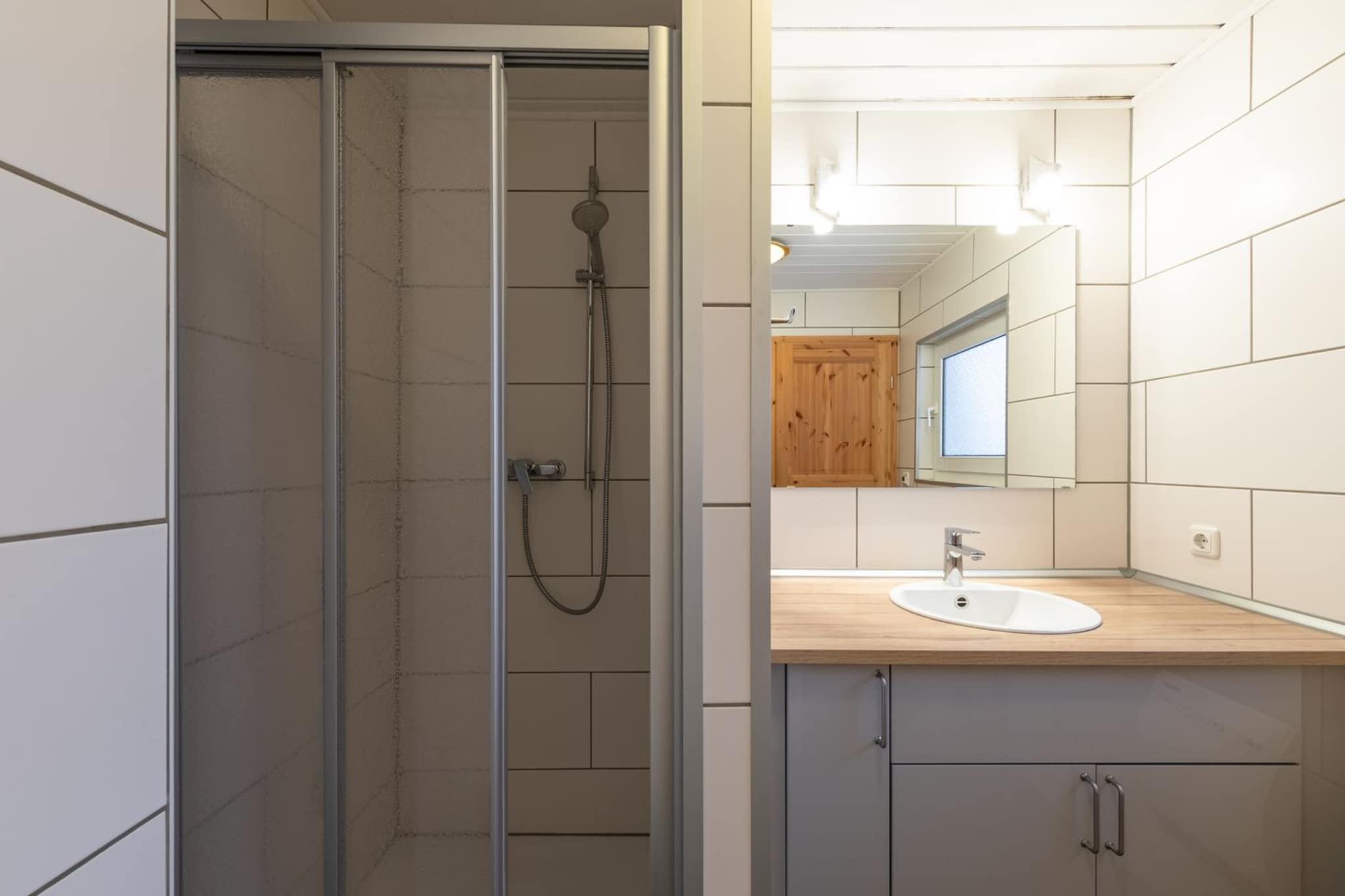 FH Möwe 211 - Badkamer