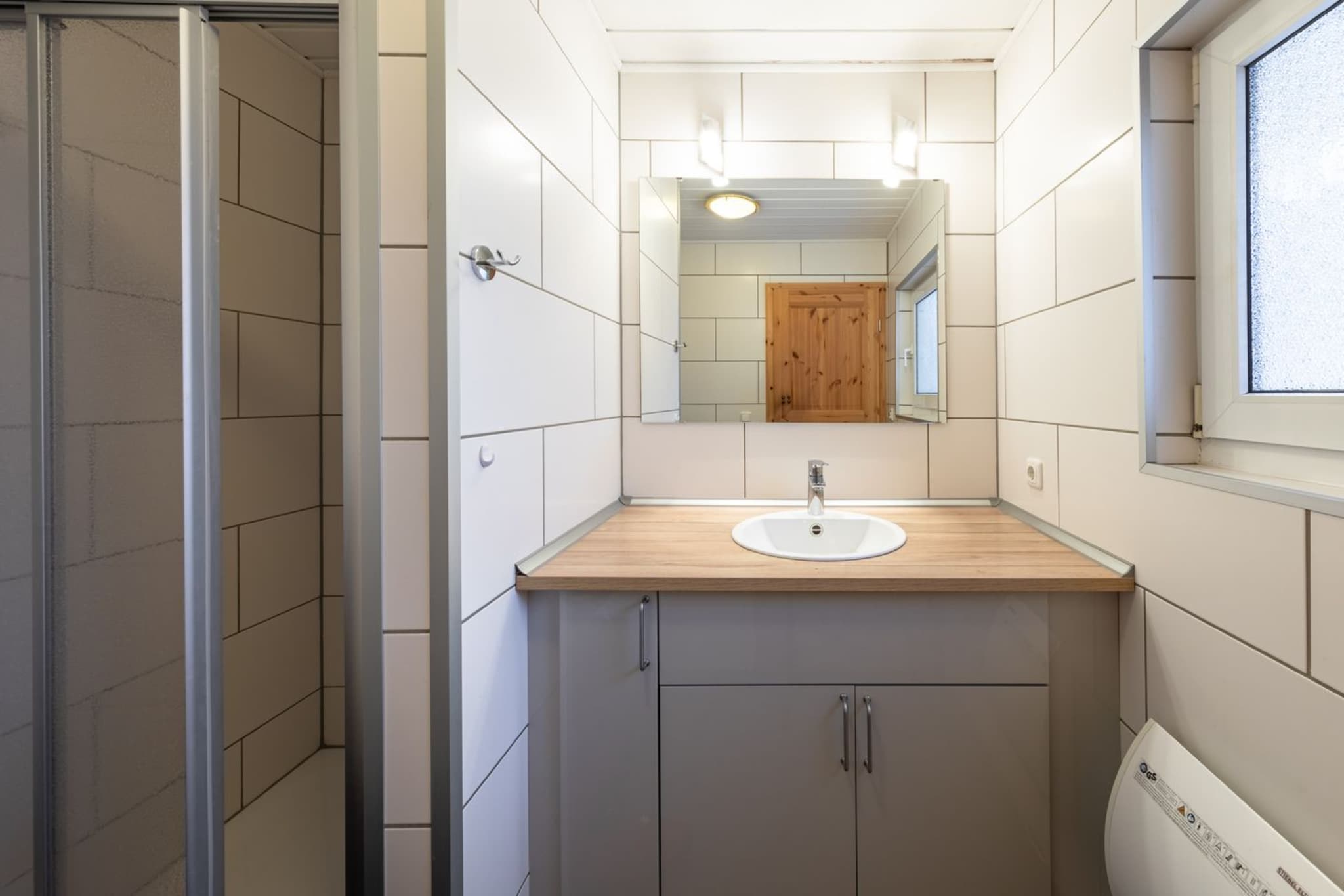 FH Möwe 211 - Badkamer