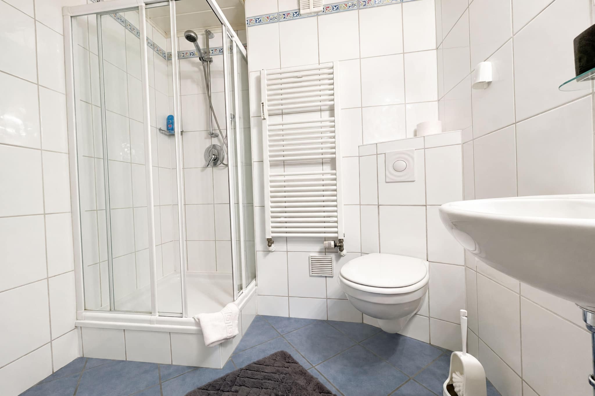 Holiday Apartment am Rhein 4 - Bathroom