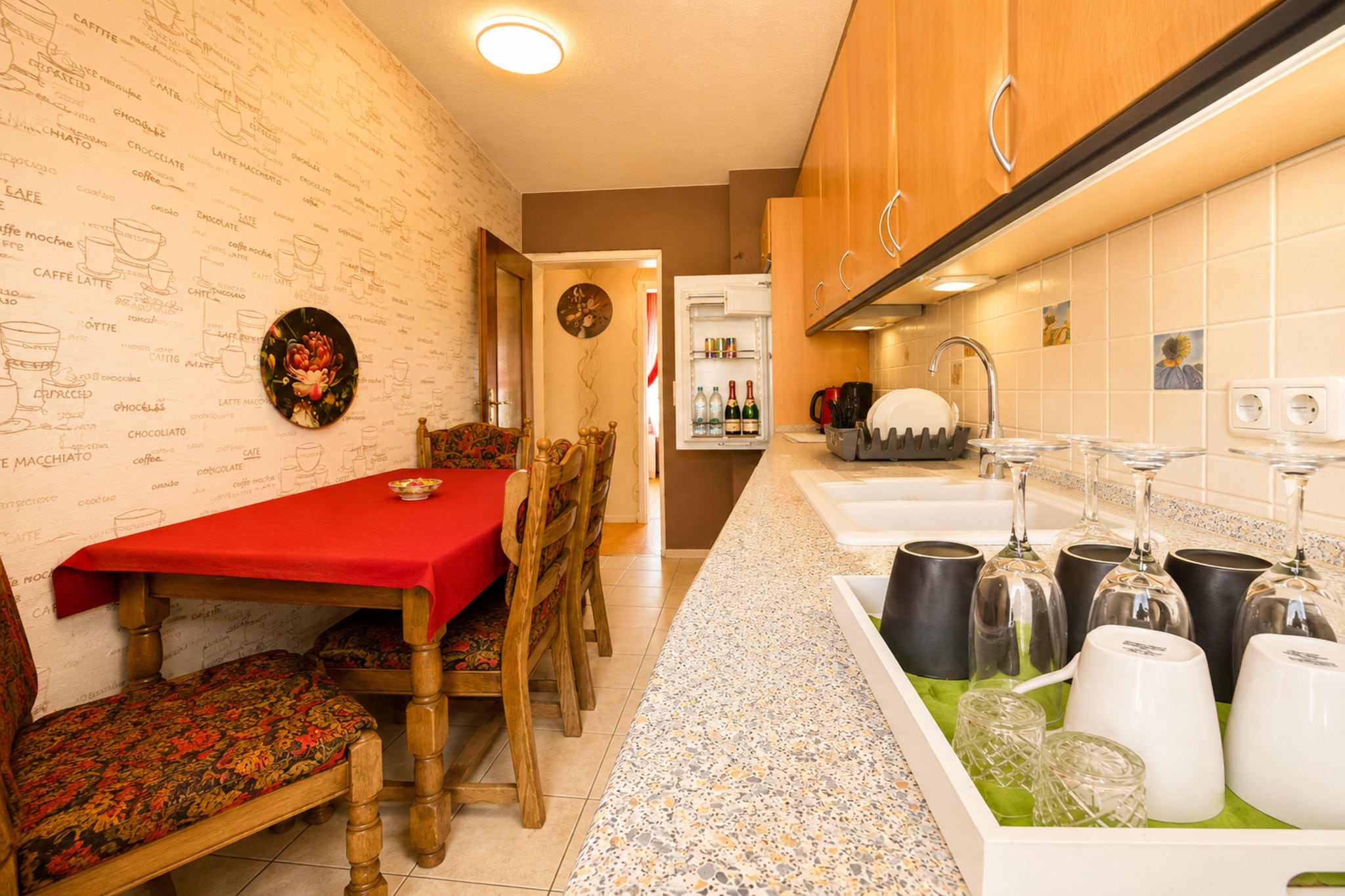 Holiday Apartment am Rhein 4 - Kitchen