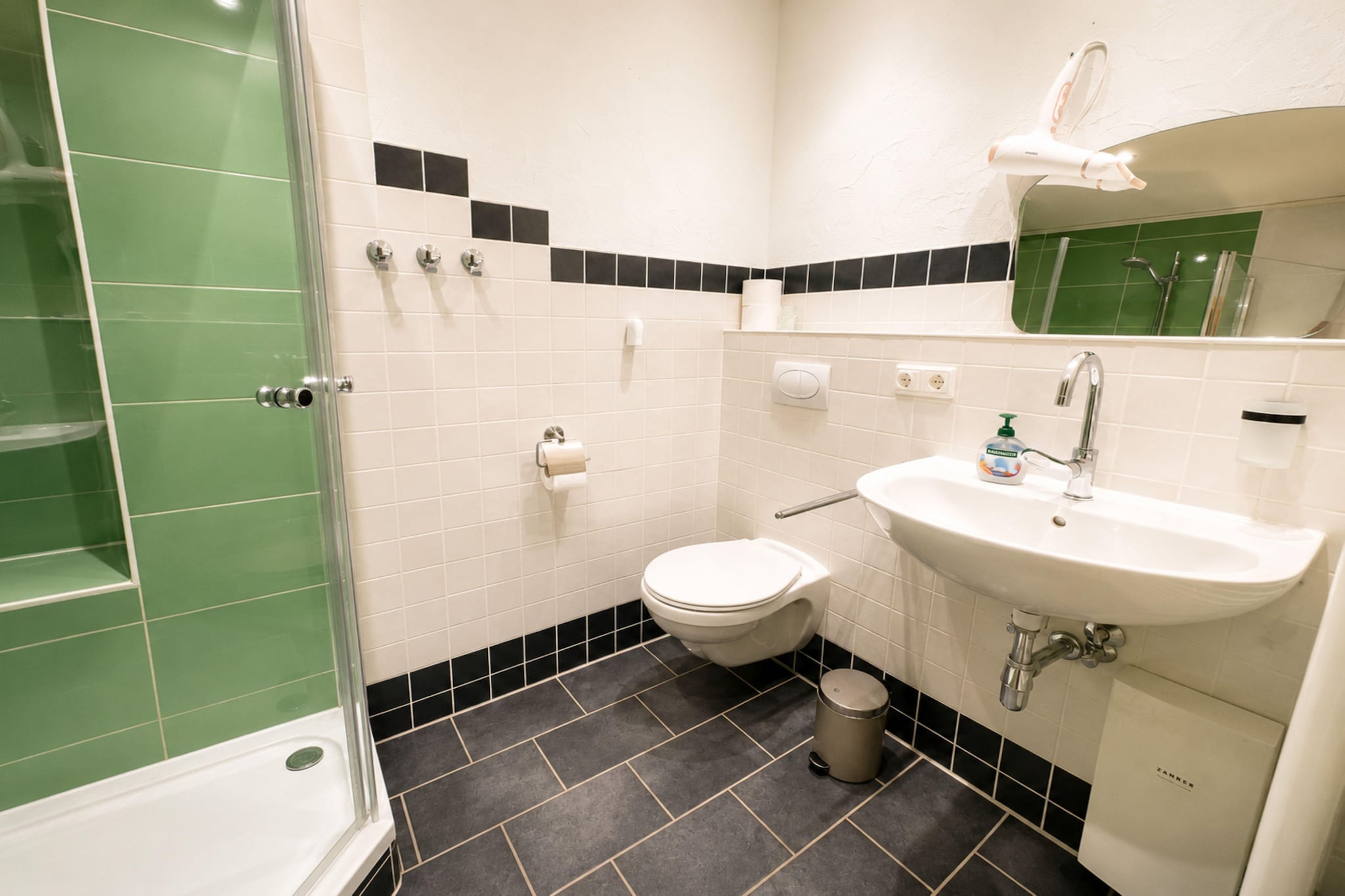 Holiday Apartment am Rhein 5 - Bathroom