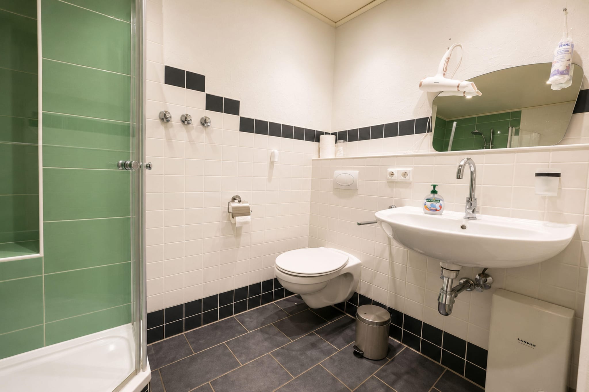 Holiday Apartment am Rhein 5 - Bathroom
