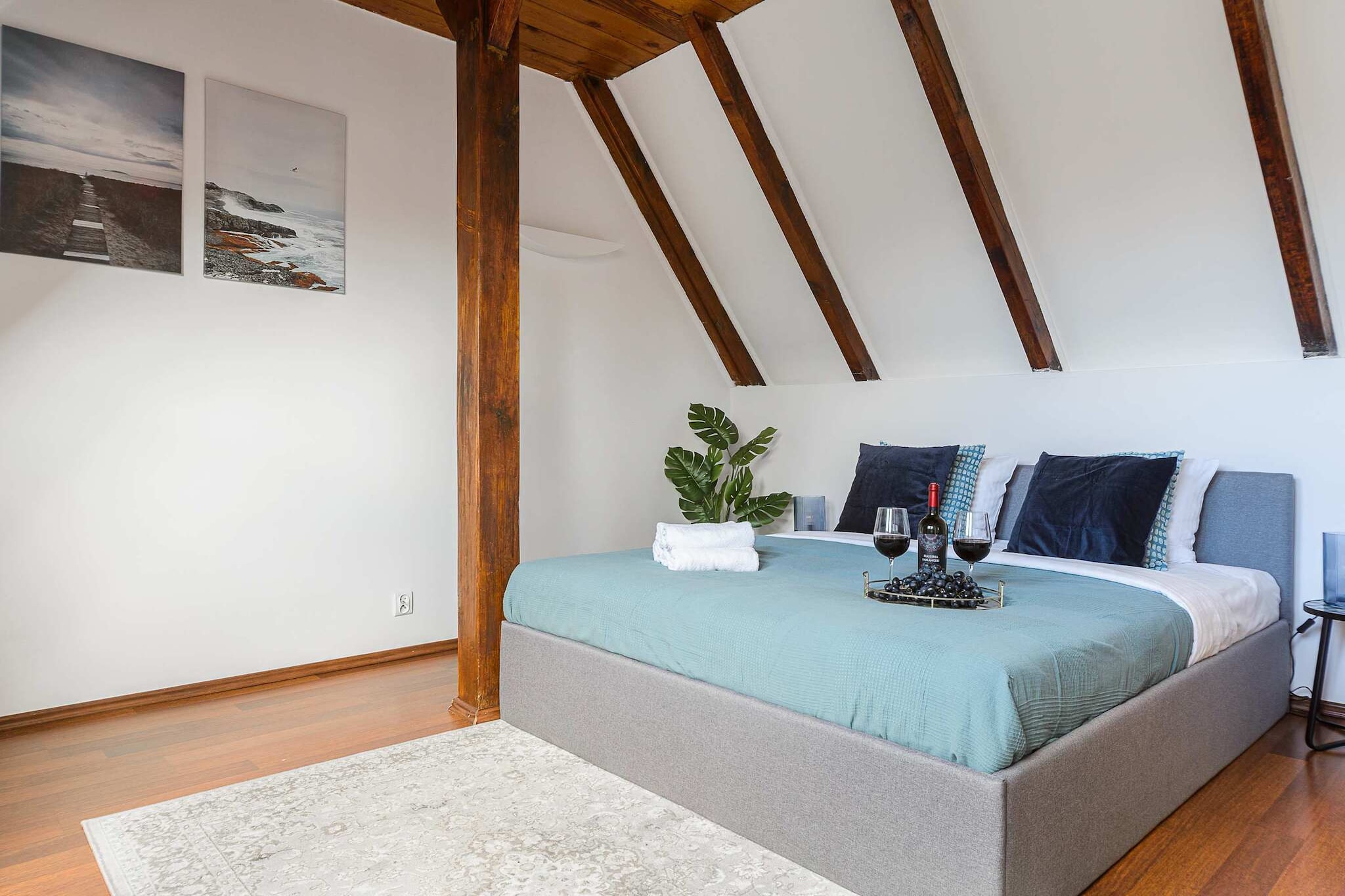 Bed Room