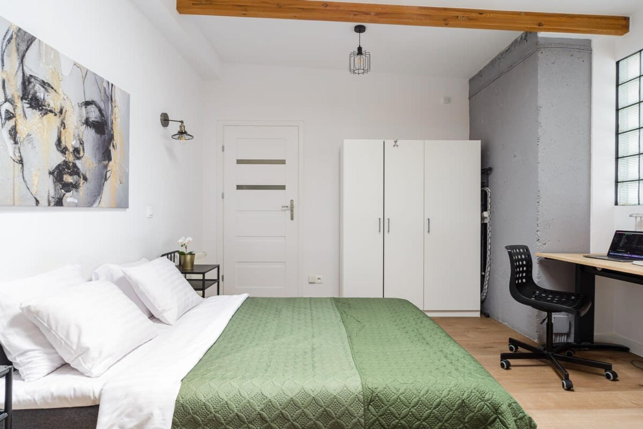 118.ul.Hoża 58(4)* - Schlafzimmer