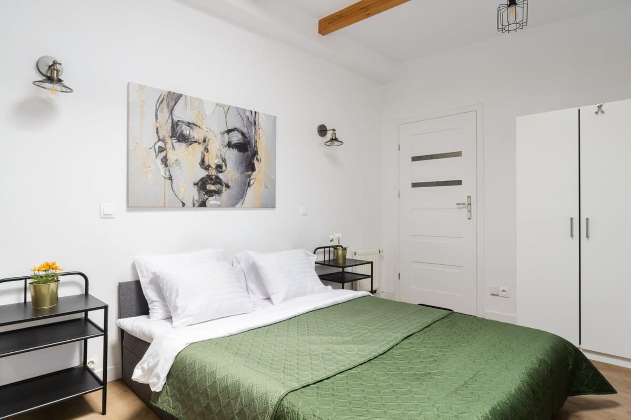 118.ul.Hoża 58(4)* - Schlafzimmer