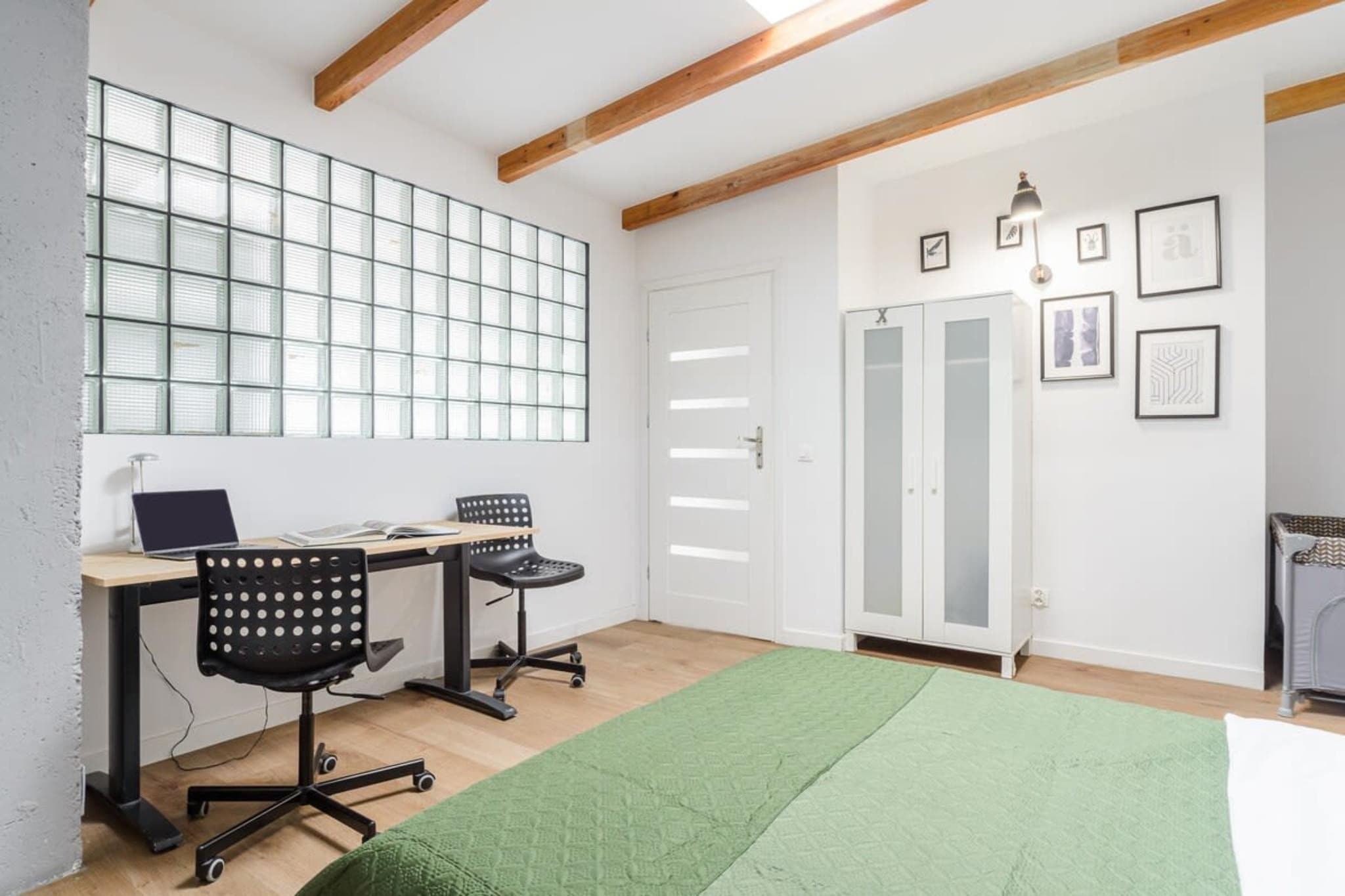 118.ul.Hoża 58(4)* - Schlafzimmer