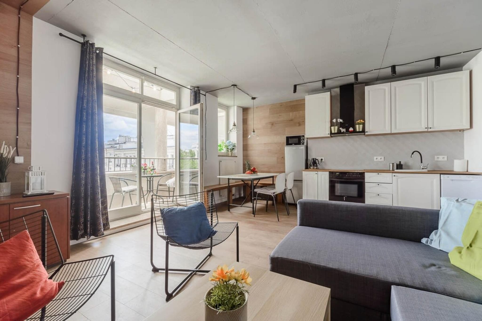 118.ul.Hoża 58(4)* - Wohnzimmer