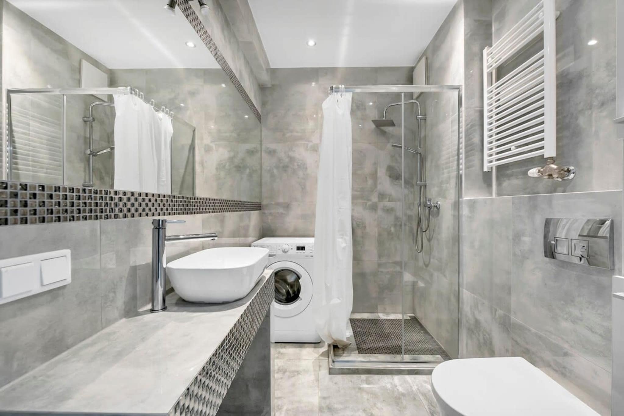 022. Narutow23/12(4) - Bathroom