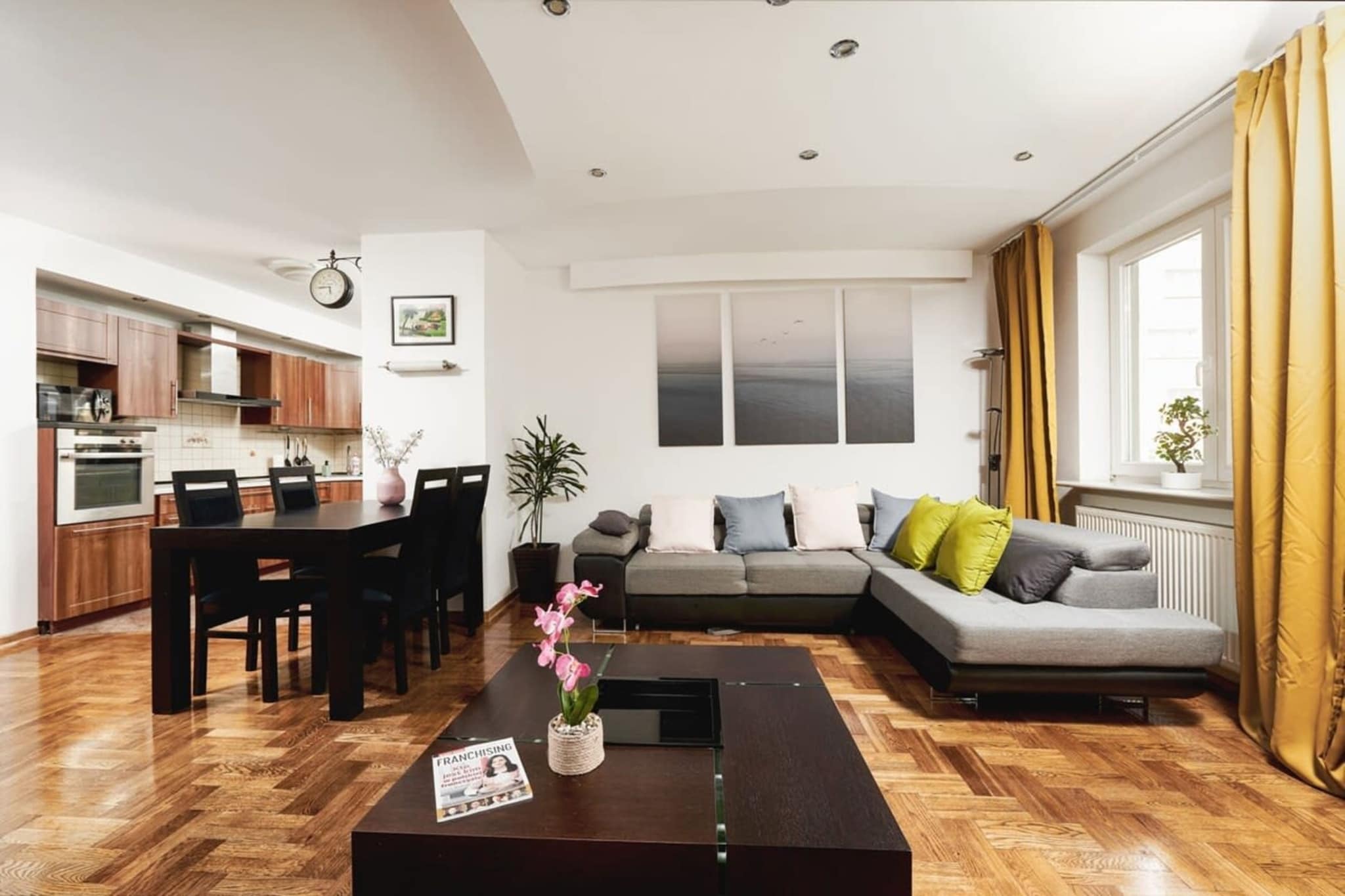 115.Leszczyńska(4)** - Wohnzimmer