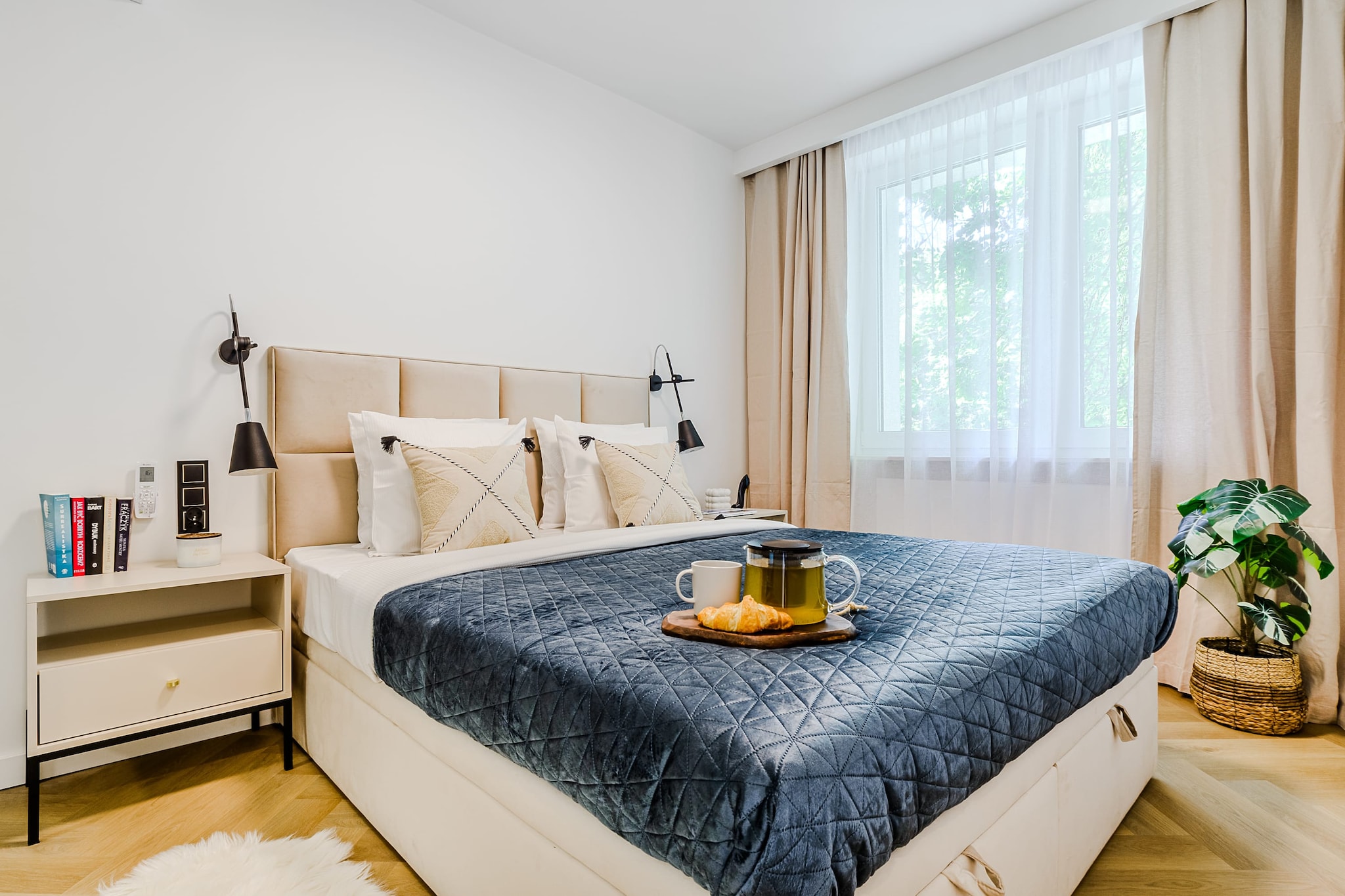 123. Hoza 38/8 (4)** - Schlafzimmer