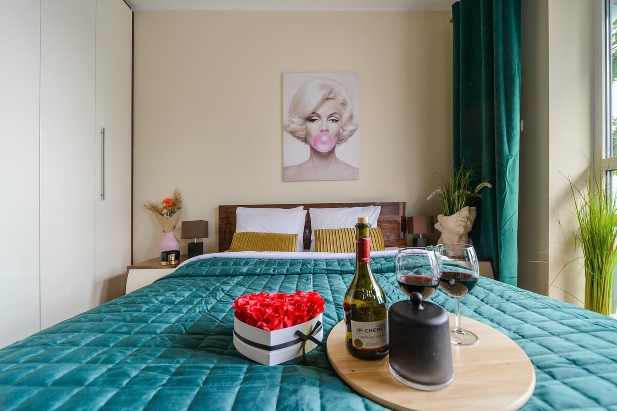Bed Room
