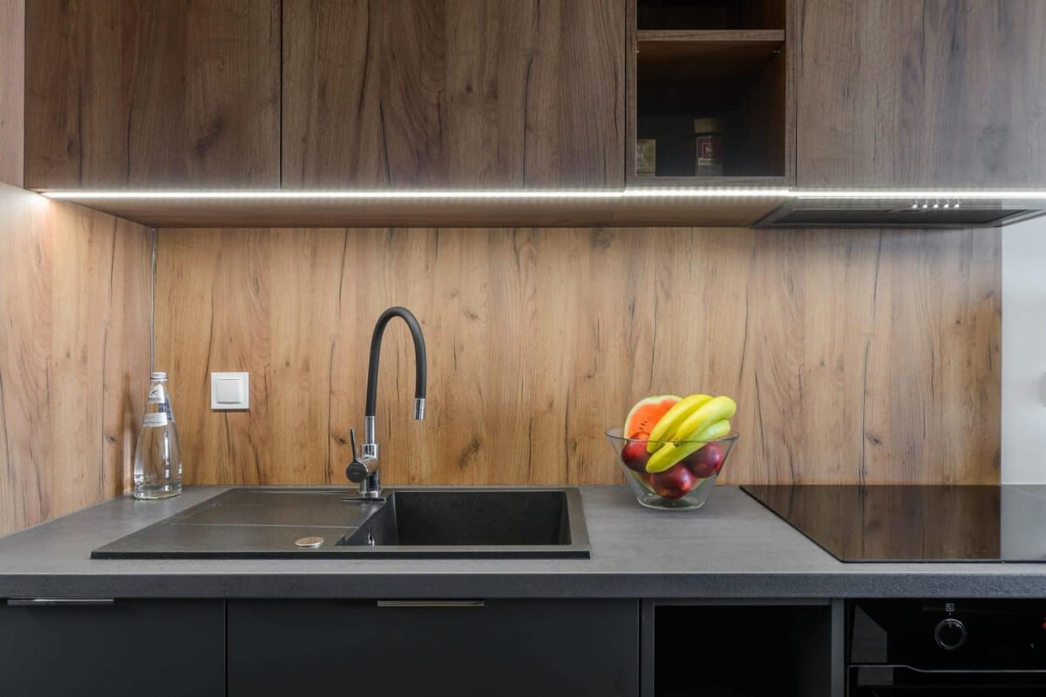 003. Wrobl21N/56(4)* - Kitchen