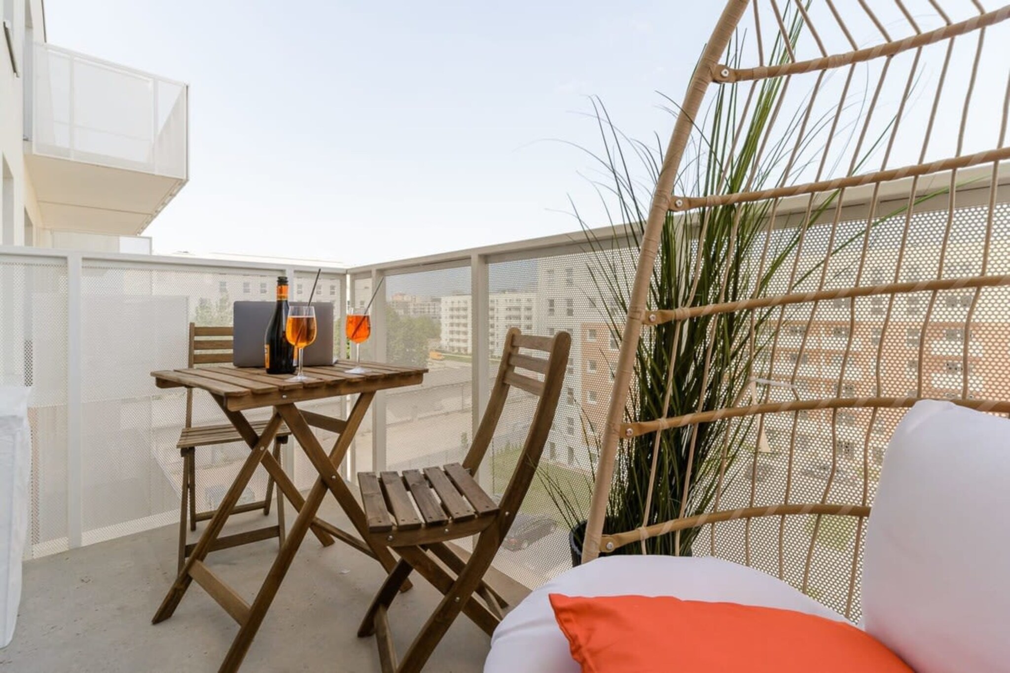 003. Wrobl21N/56(4)* - Terrace balcony