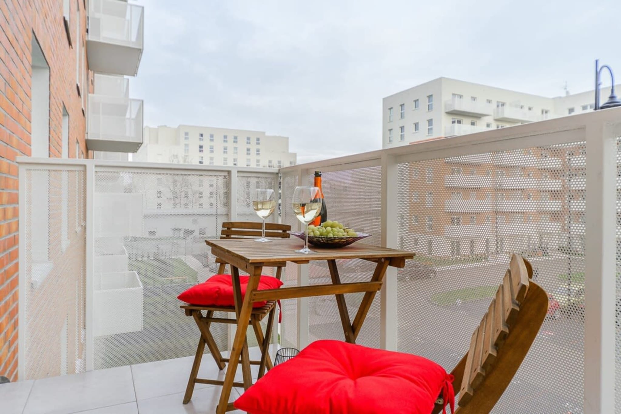 012. Wrobl21N/92(4)* - Terrace balcony