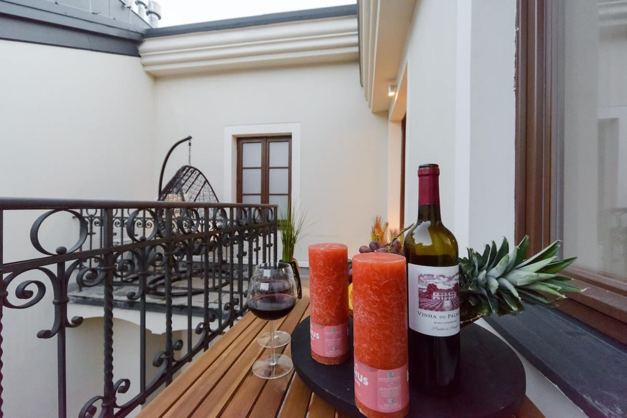 001. Piotr 44 (4) - Terrace balcony