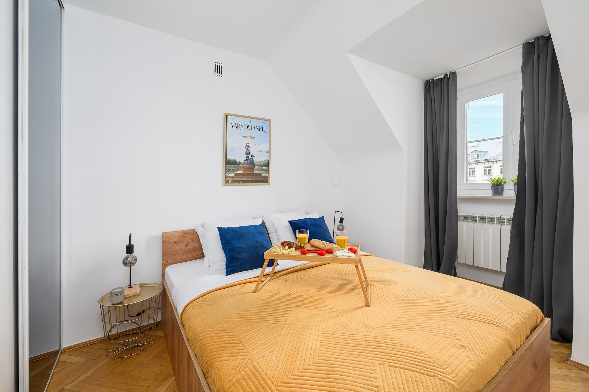 Bed Room