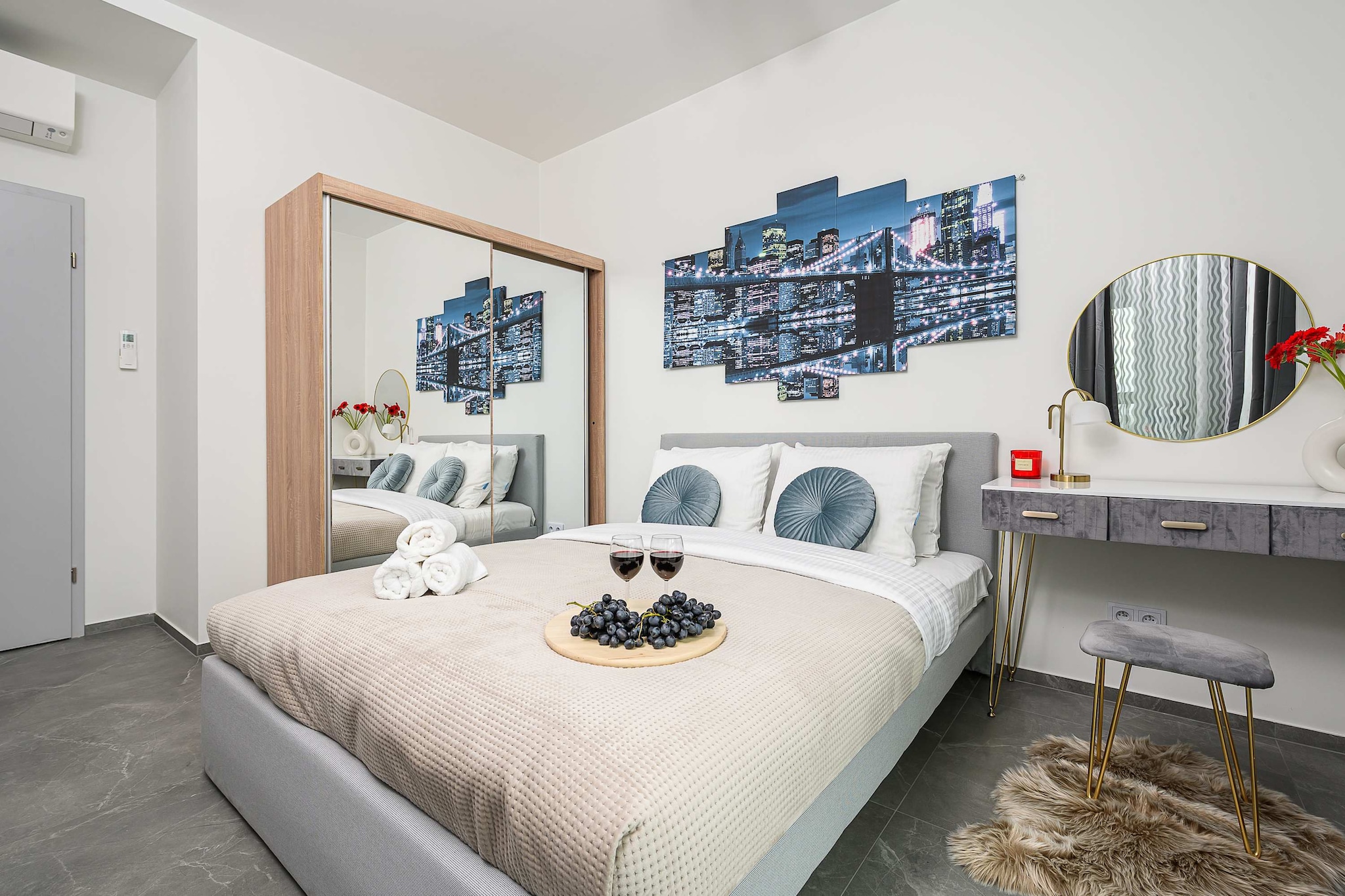 Bed Room