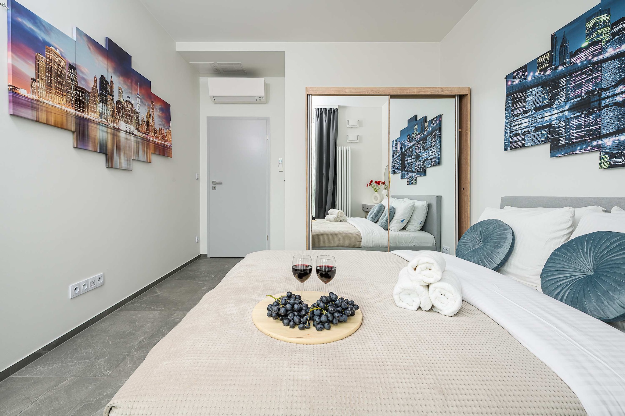 Bed Room