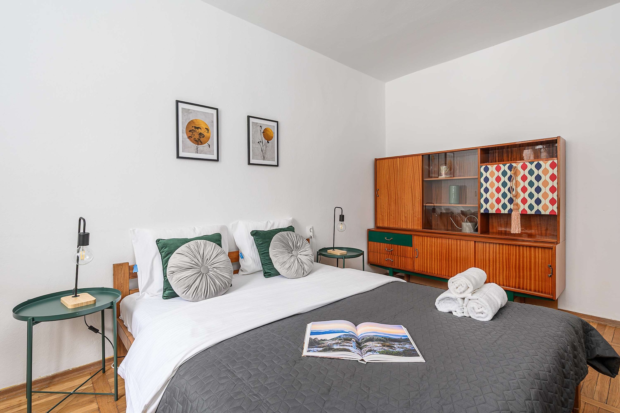 Bed Room