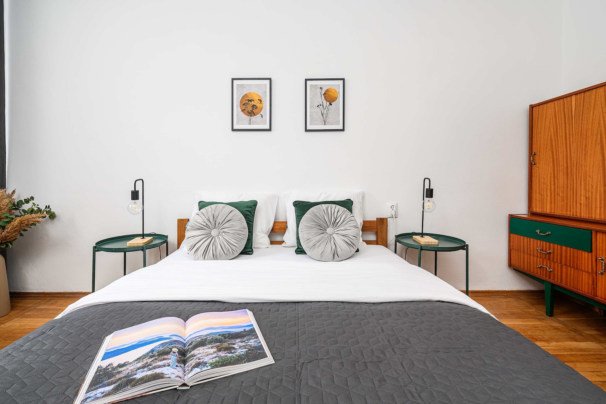 Bed Room