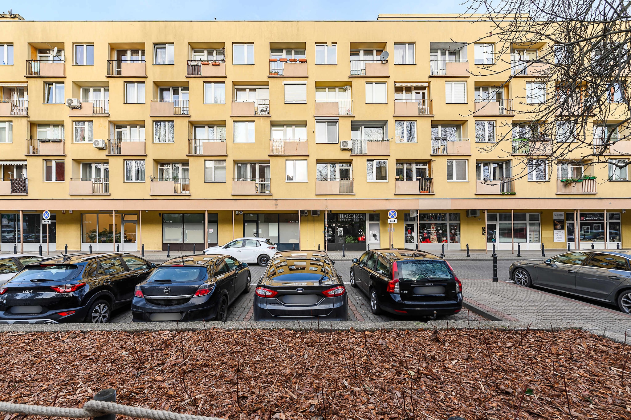 Exterior Summer