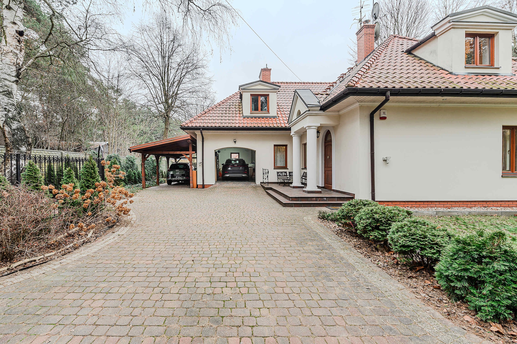 Exterior Summer