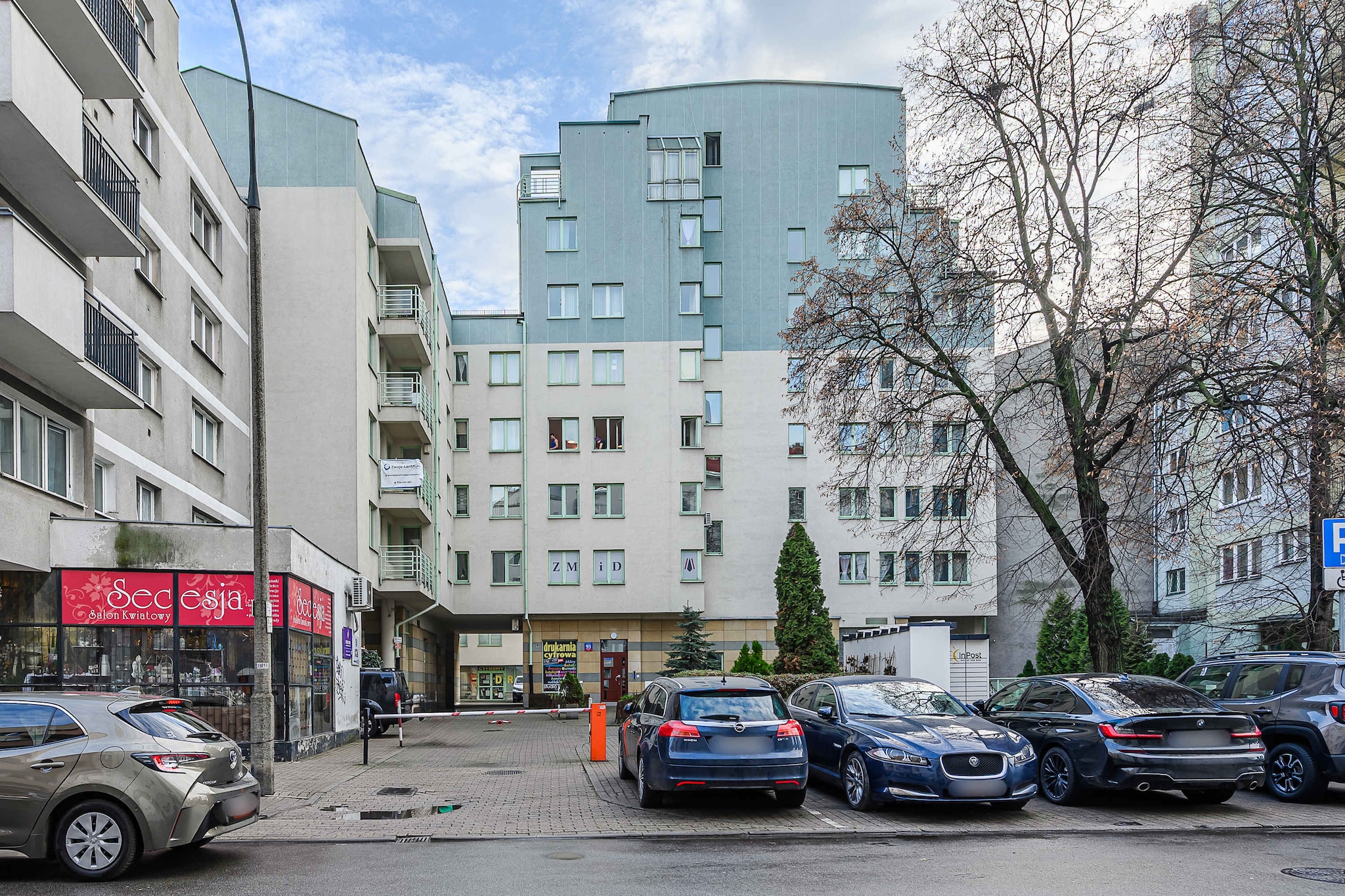 Exterior Summer