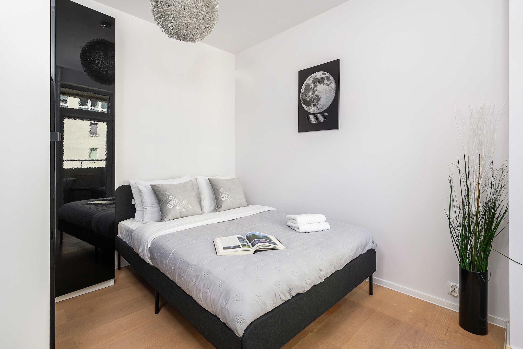 176 Żelazn59/1205(4) - Schlafzimmer